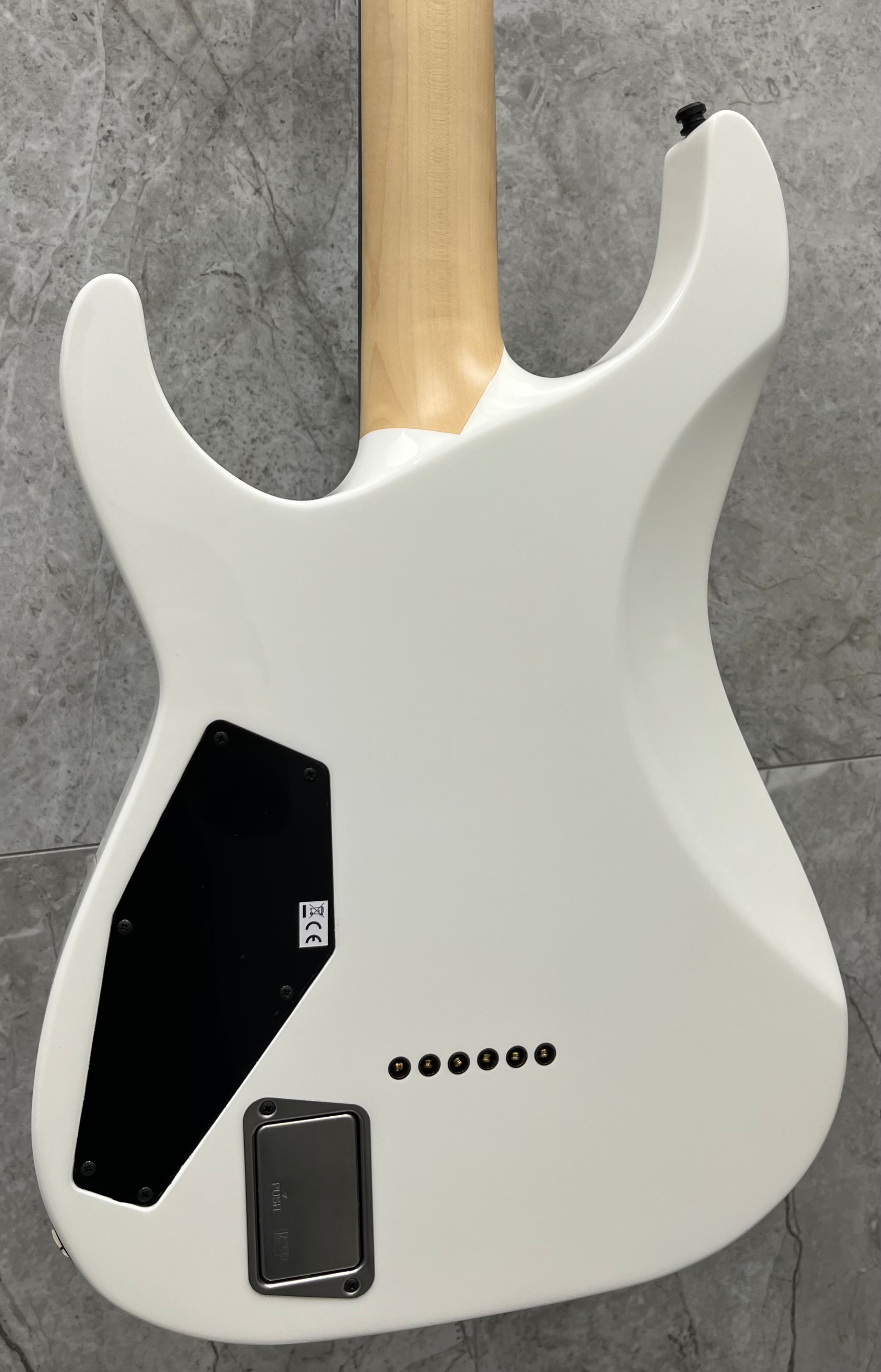 ESP EII E-II M-I MI MADE IN JAPAN NECK THRU NT Electric Guitar, Snow White EIIMINTSW SERIAL NUMBER ES6952253 - 7 LBS 9 OZ
