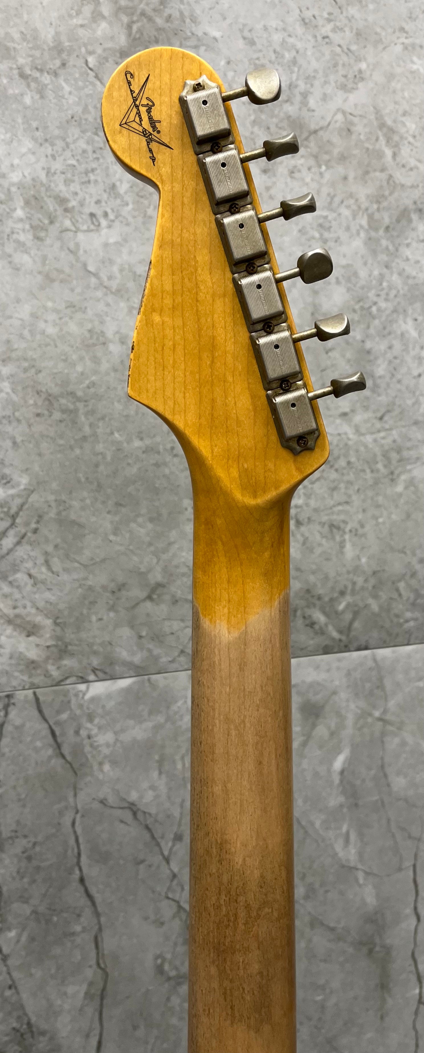 Fender USA Custom Shop 1962 Stratocaster Relic Rosewood Fingerboard Aged Lake Placid Blue 9235700038 SERIAL NUMBER CZ587562 - 7 LBS 9 OZ