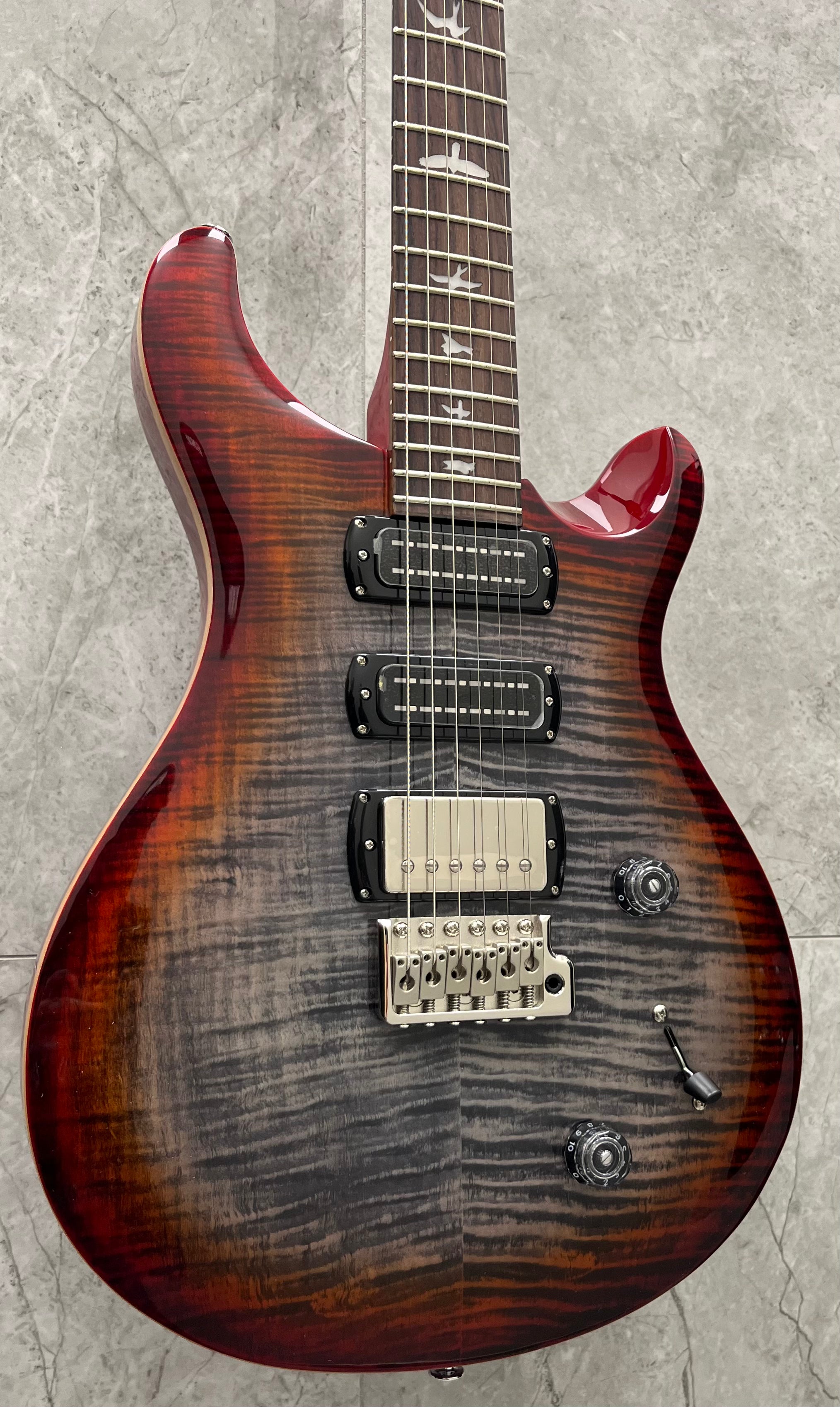 PRS Guitars SE Studio Electric Guitar - Charcoal Cherry Burst 114384::CG SERIAL NUMBER CTIH019835 - 7 LBS 14 OZ