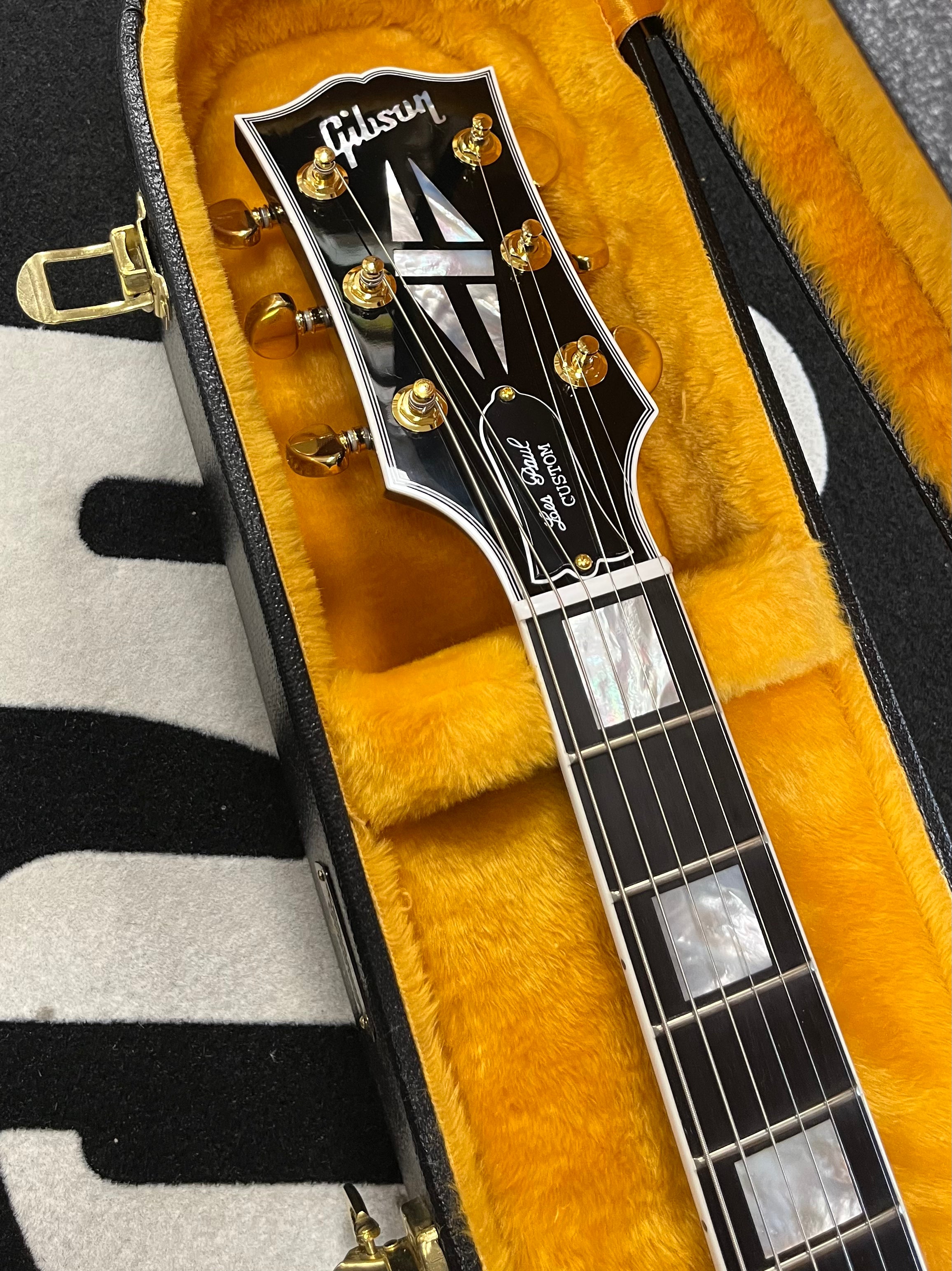 Gibson USA Custom Shop Les Paul Custom w/ Ebony Fingerboard