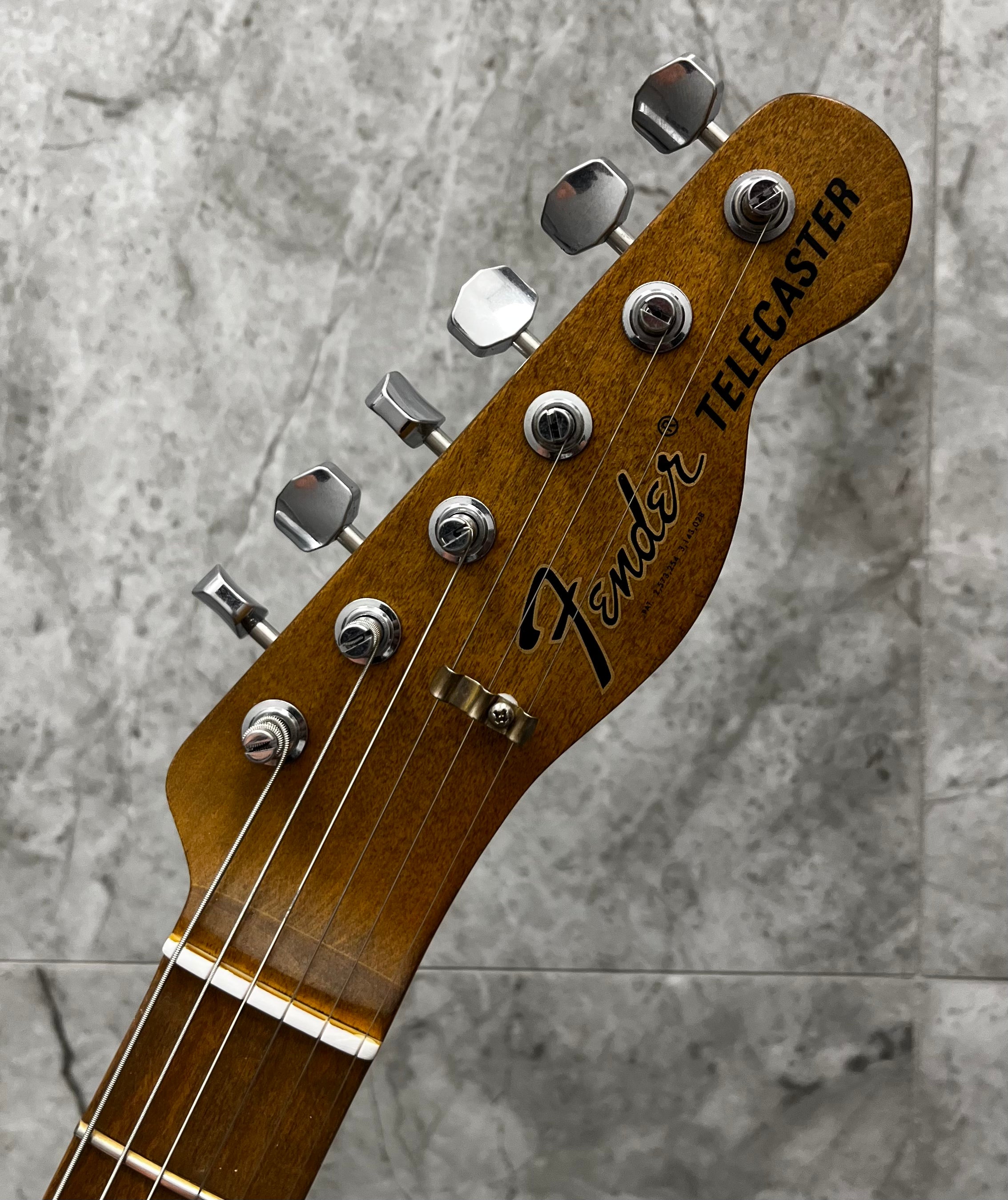 FENDER John Osborne Road Worn Telecaster Maple Fingerboard, Olympic White 0140372705 SERIAL NUMBER J0000466 - 7 LBS 4 OZ