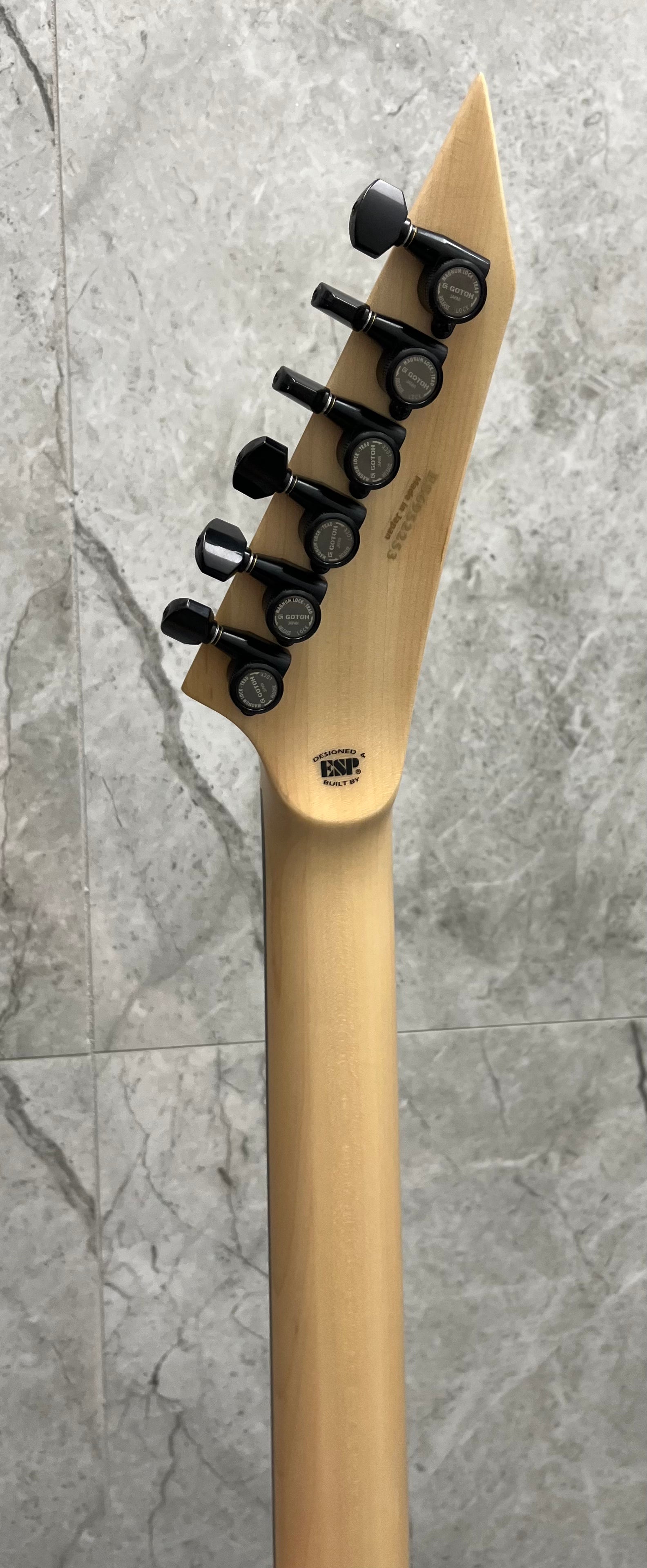 ESP EII E-II M-I MI MADE IN JAPAN NECK THRU NT Electric Guitar, Snow White EIIMINTSW SERIAL NUMBER ES6952253 - 7 LBS 9 OZ
