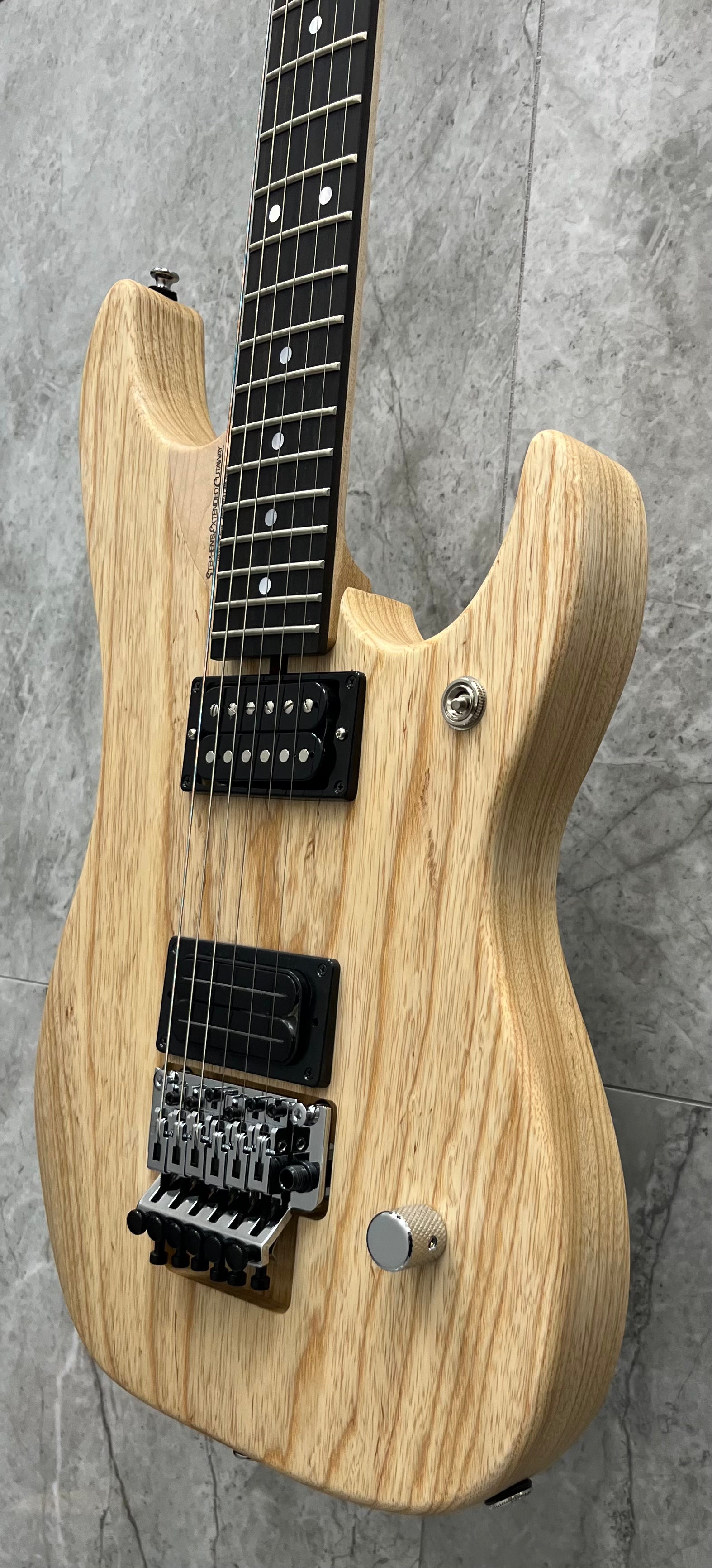 Washburn USA N4 Nuno Bettencourt Swamp Ash Natural Matte Finish N4ESANM-D SERIAL NUMBER 2509503 - 6 LBS 12 OZ