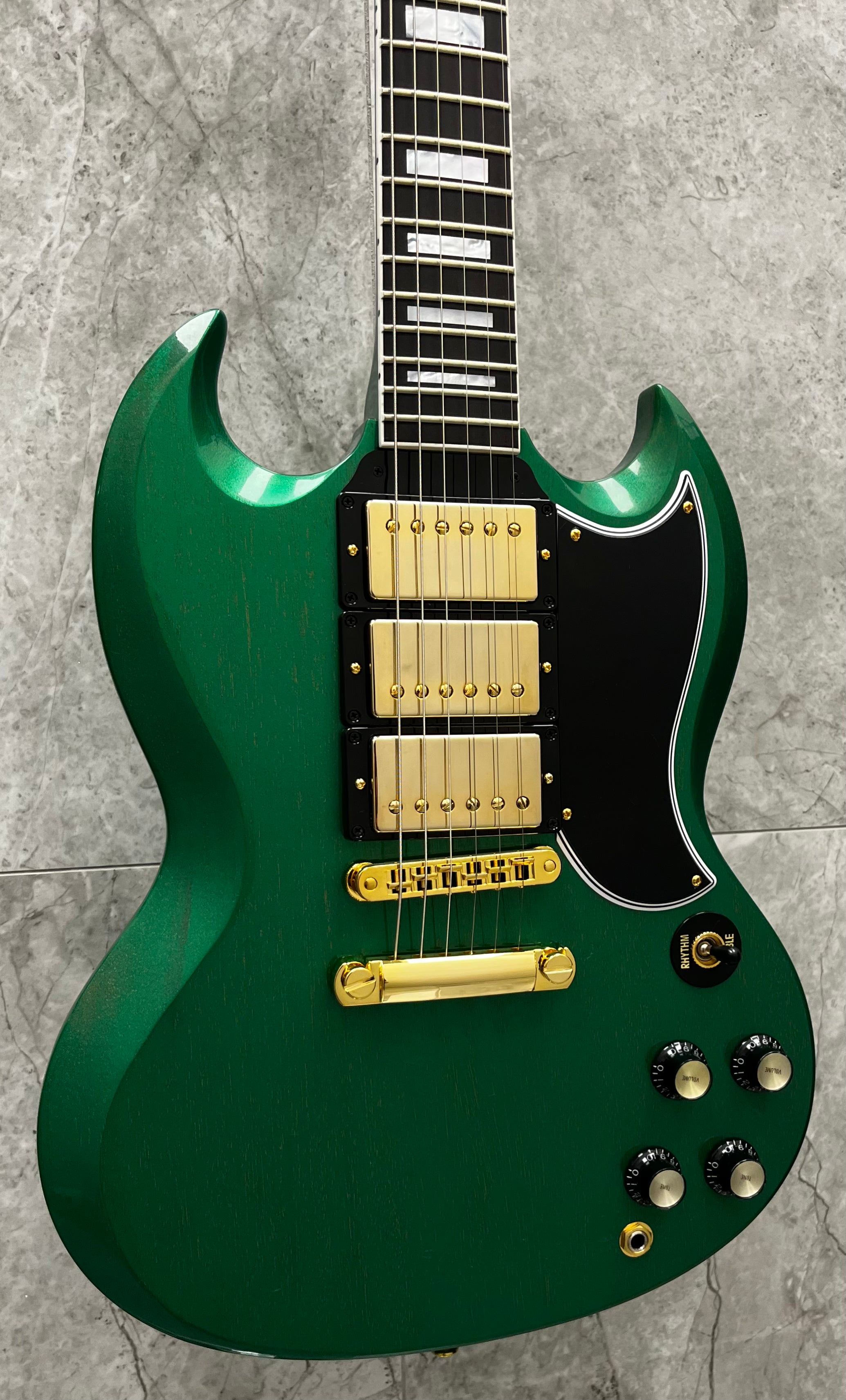 Gibson Custom Shop SG Custom 3-Pickup VOS Electric Guitar with Hardshell Case - TV Planet Green CUS24327 SERIAL NUMBER CS502819 - 7 LBS 6 OZ