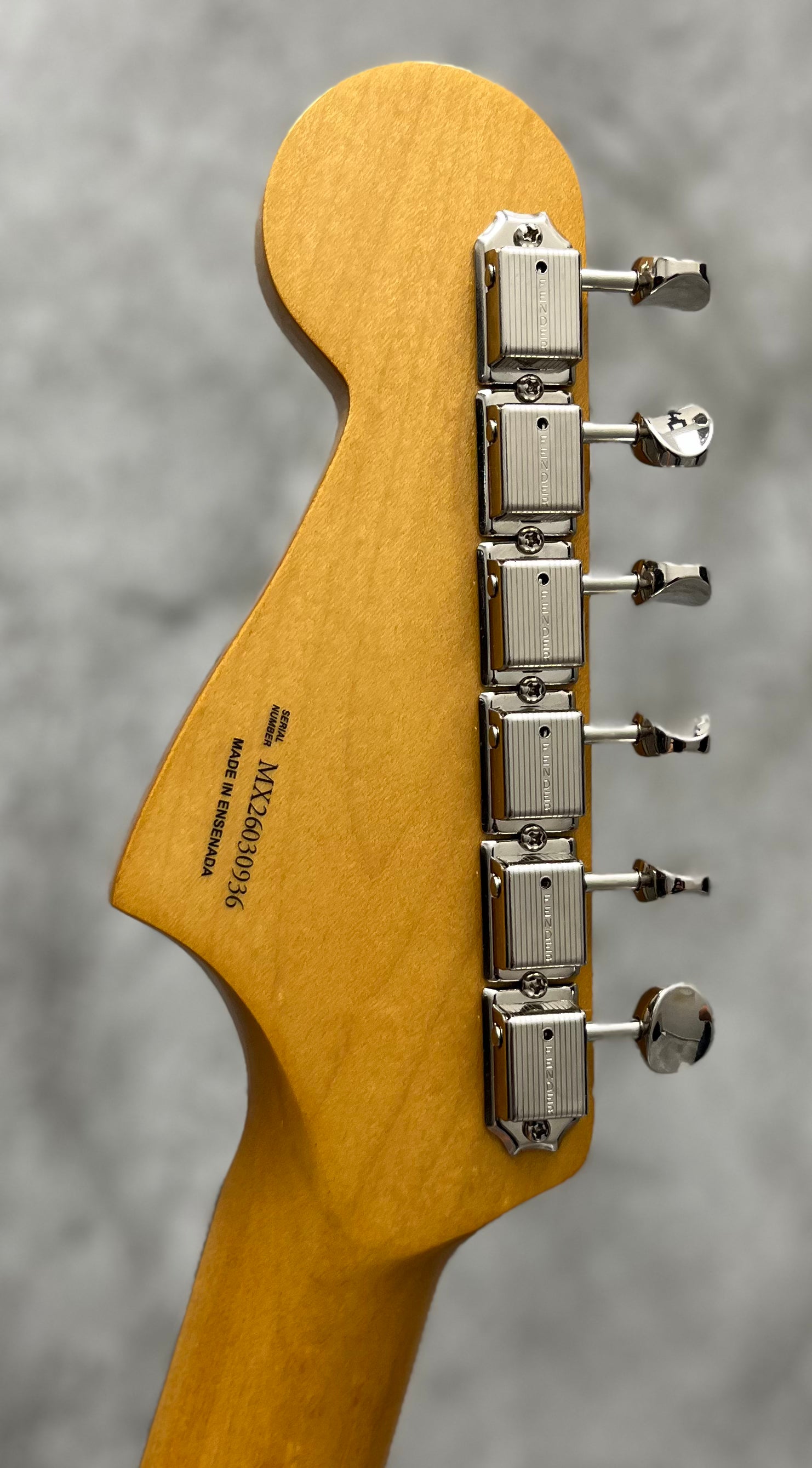 Fender Vintera III Mid 60s Jazzmaster Rosewood Fingerboard, Sonic Blue 0149290372 SERIAL NUMBER MX26030936 - 7 LBS 15 OZ