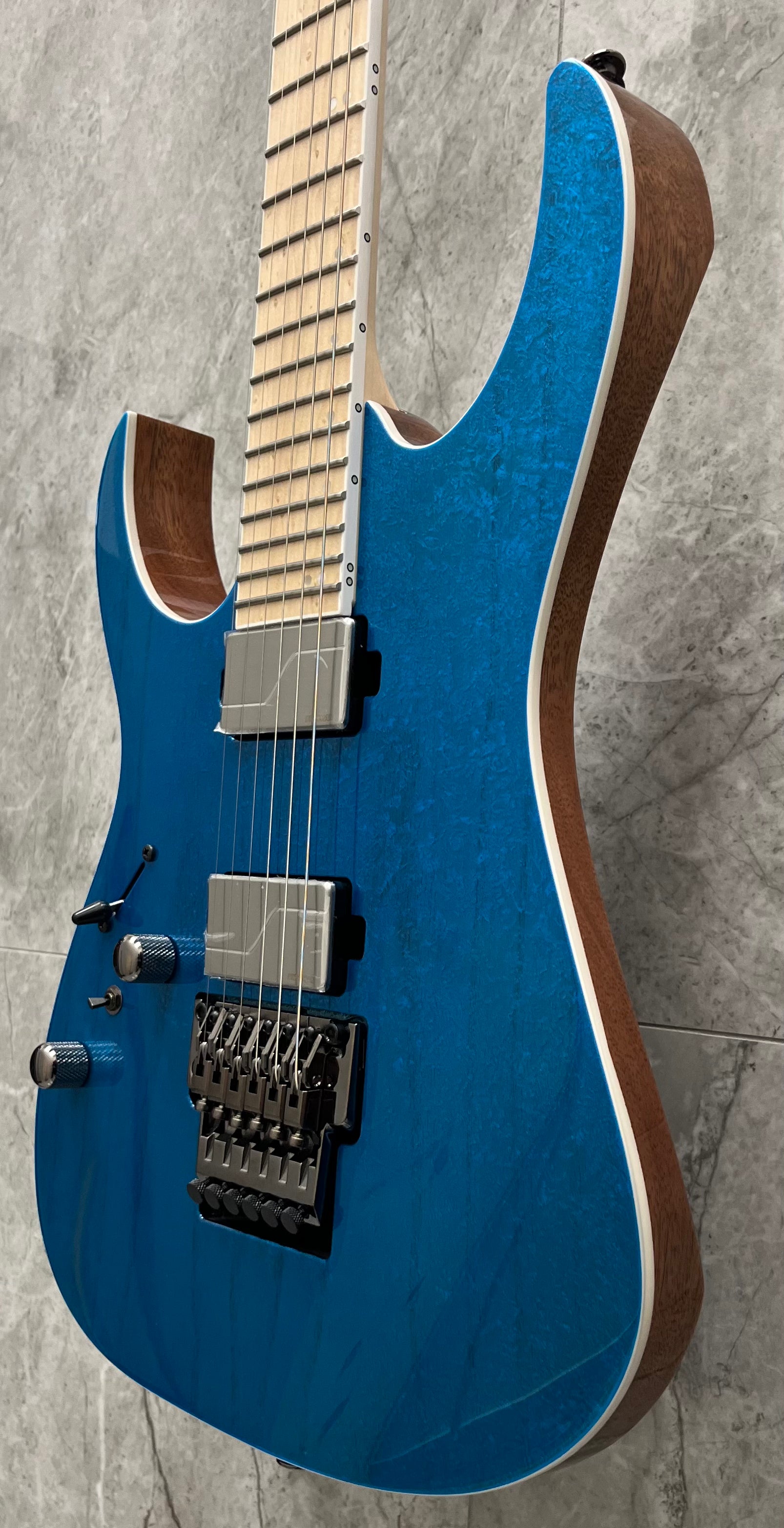 Ibanez Made In Japan Prestige RG5120 Left Handed FROZEN OCEAN RG5120MLFCN SERIAL NUMBER F2507677 - 8 LBS 3 OZ