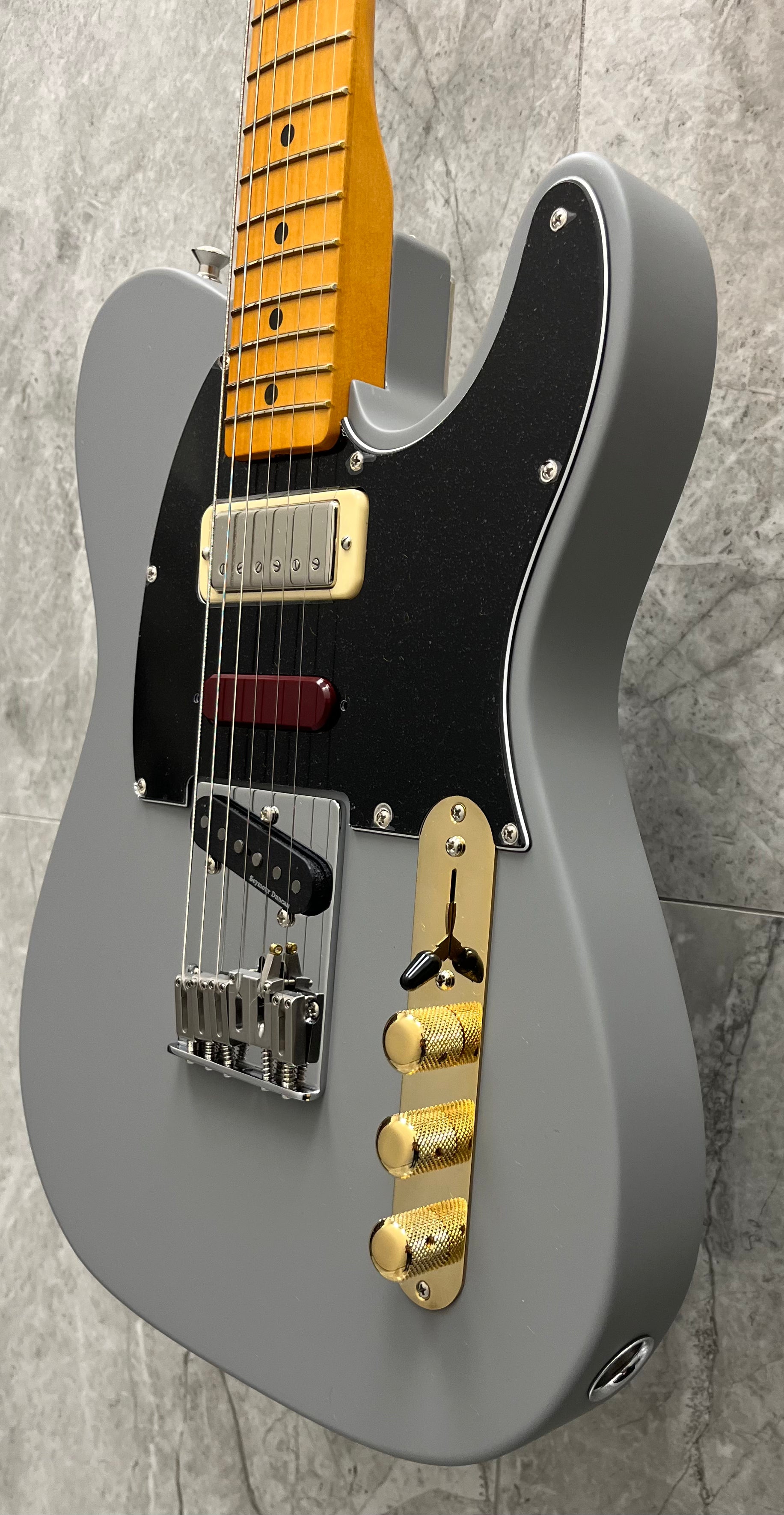 Fender USA Brent Mason Telecaster Maple Fingerboard Primer Gray 0115912793 SERIAL NUMBER US23025169 - 8.6 LBS
