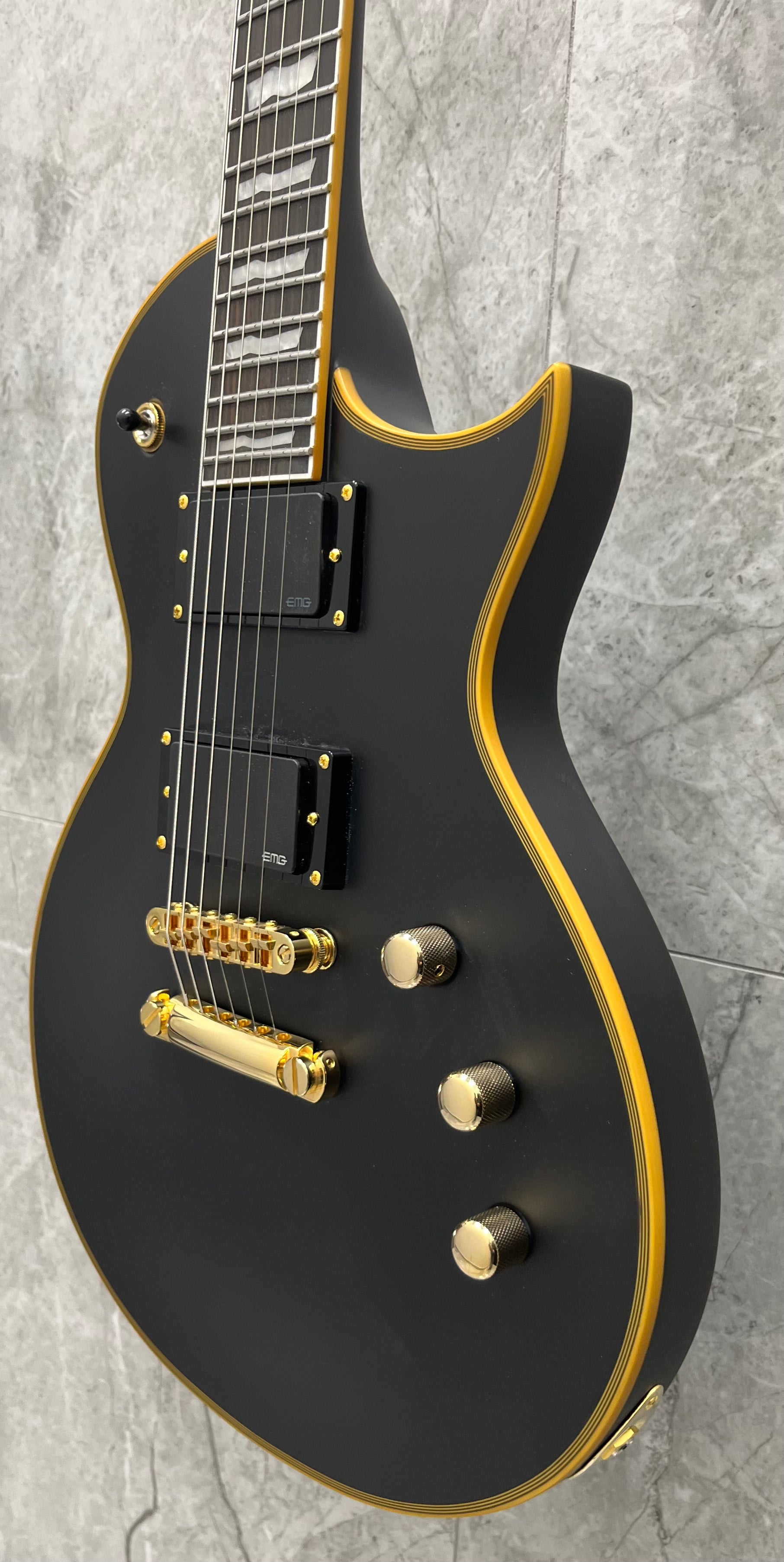 ESP LTD EC1000 Vintage Black Electric Guitar EC-1000 With EMG PICKUPS LEC1000VB