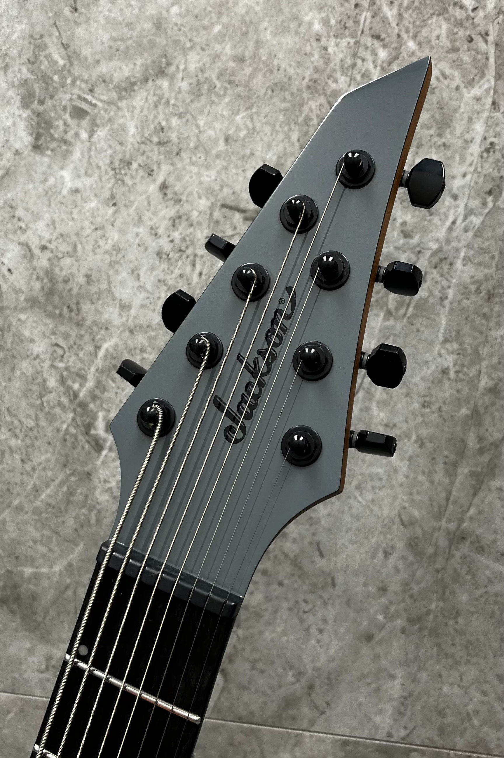 JACKSON Pro Plus Series Signature Misha Mansoor Juggernaut EVERTUNE ET8, Ebony Fingerboard, Nardo Gray 2914018570 SERIAL NUMBER ICJ2601180 - 9 LBS 7 OZ