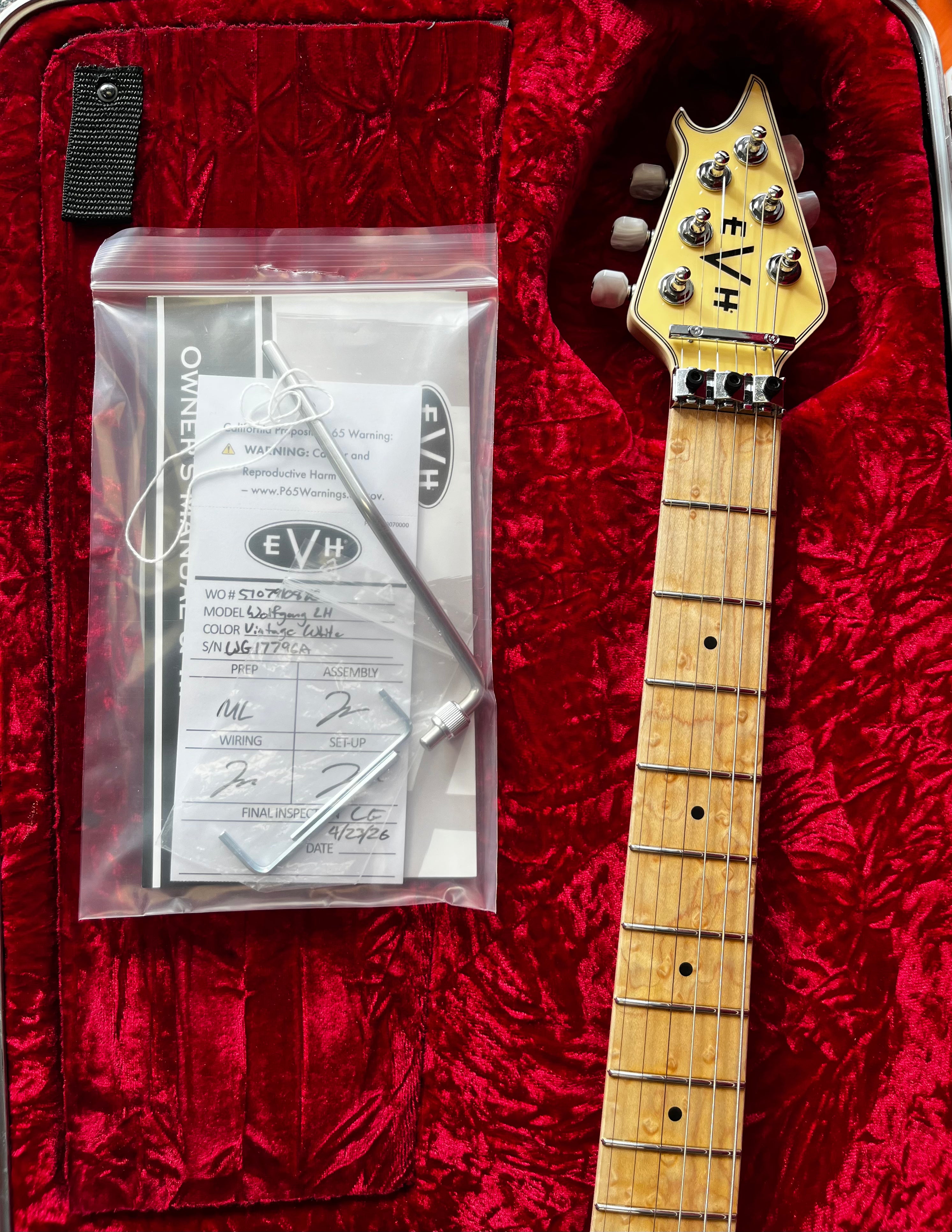 EVH USA Wolfgang USA Left Hand Birdseye Maple Fingerboard, Vintage White 5107910886 SERIAL NUMBER WG17796A - 7 LBS 11 OZ
