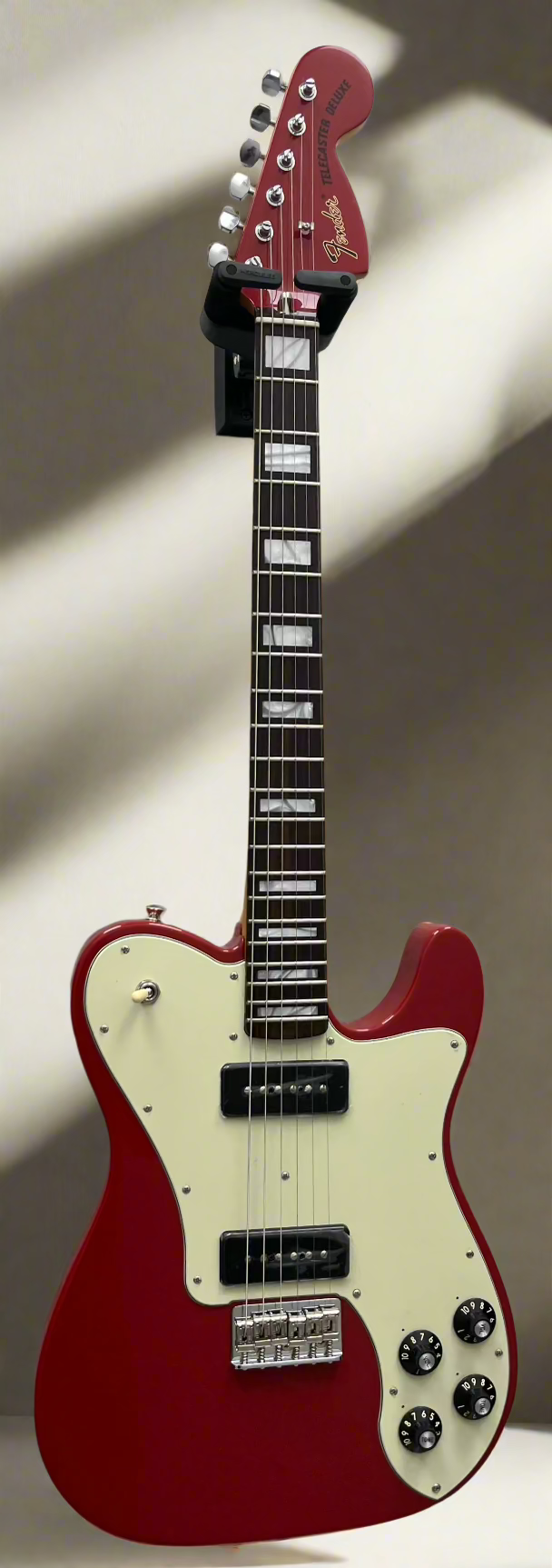 Fender USA Chris Shiflett Cleaver Telecaster Deluxe, Rosewood Fingerboard, Dakota Red 0117450754 SERIAL NUMBER CS240666 - 8.2 LBS