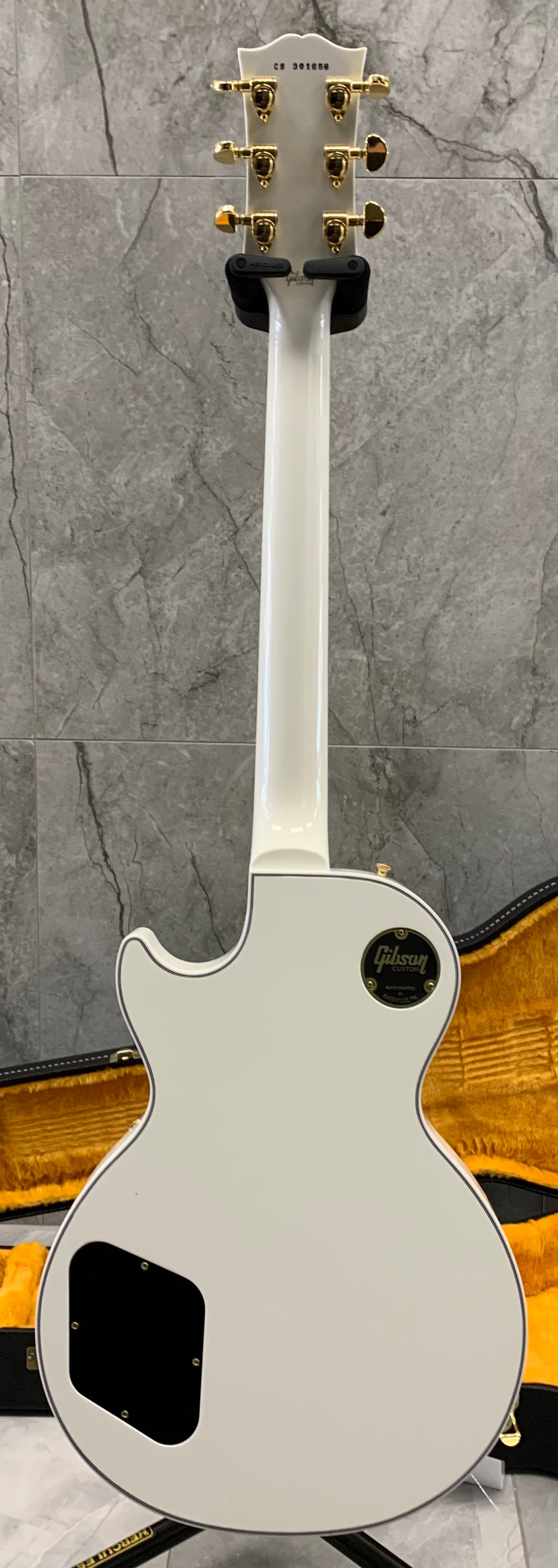 Gibson Custom Shop Les Paul Custom w/ Ebony Fingerboard Gloss Alpine White LPCE-AWGH SERIAL NUMBER CS301658 - 9.8 LBS