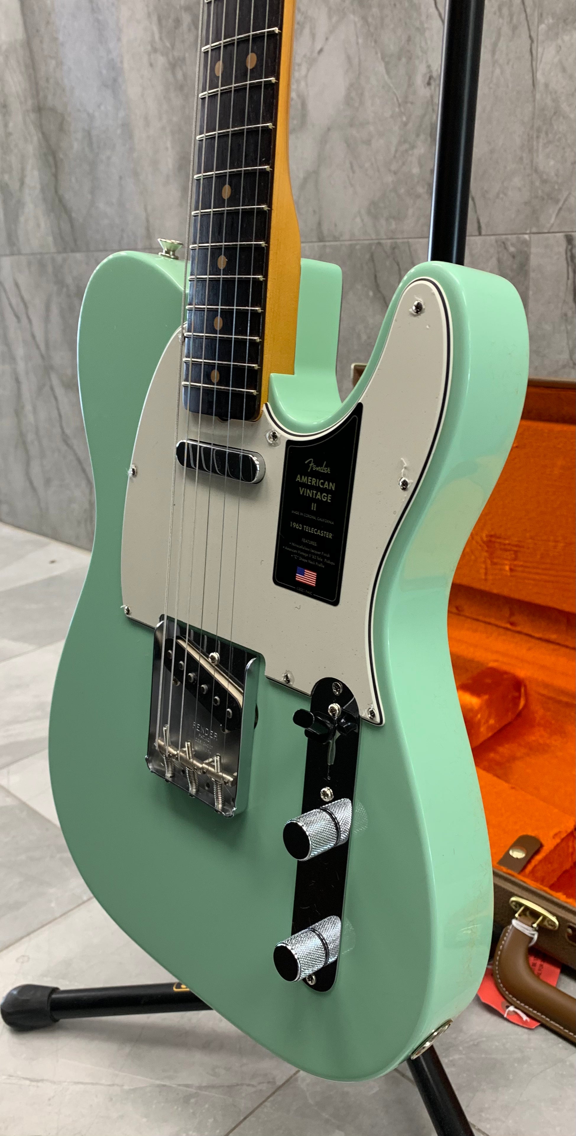 Fender American Vintage II 1963 Telecaster Rosewood Fingerboard, Surf Green 0110380857