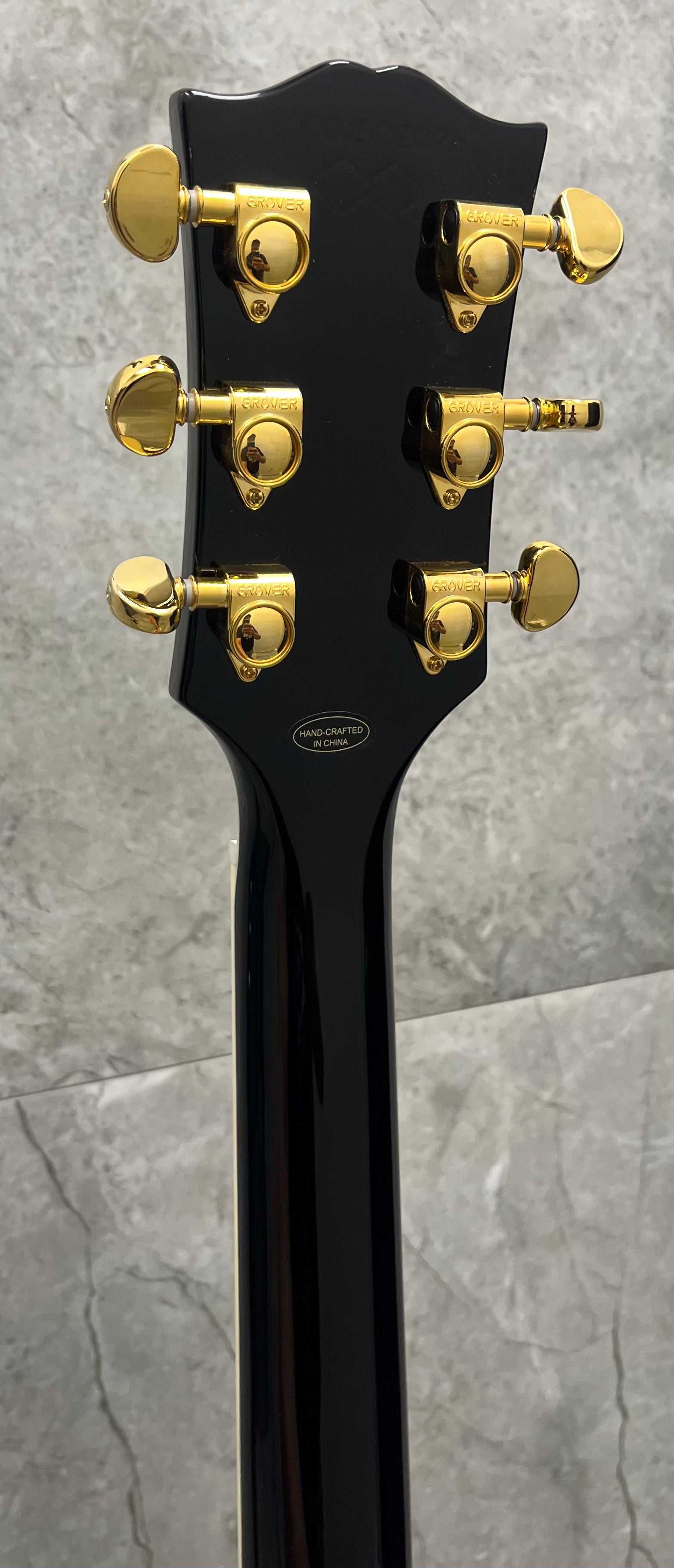 Epiphone ( GIBSON HEADSTOCK ) Les Paul Custom Electric Guitar with Case - Ebony ECLPCEBGH SERIAL NUMBER 25031522025 - 9.0 LBS