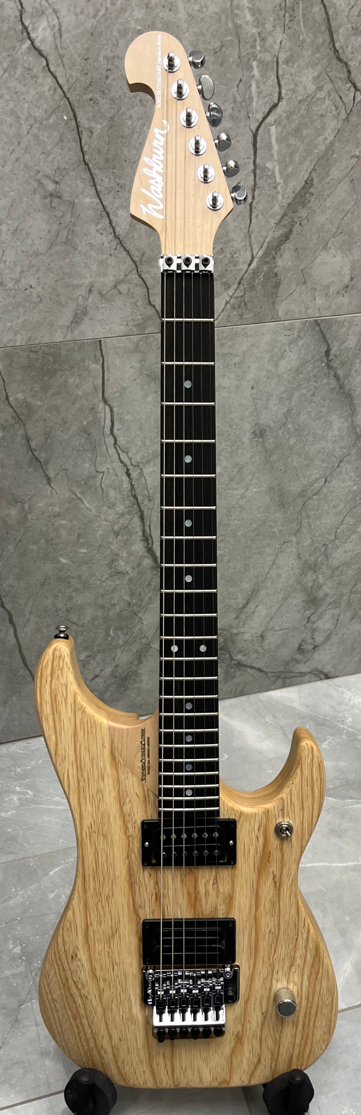Washburn USA N4 Nuno Bettencourt Swamp Ash Natural Matte Finish N4ESANM-D SERIAL NUMBER 2509503 - 6 LBS 12 OZ