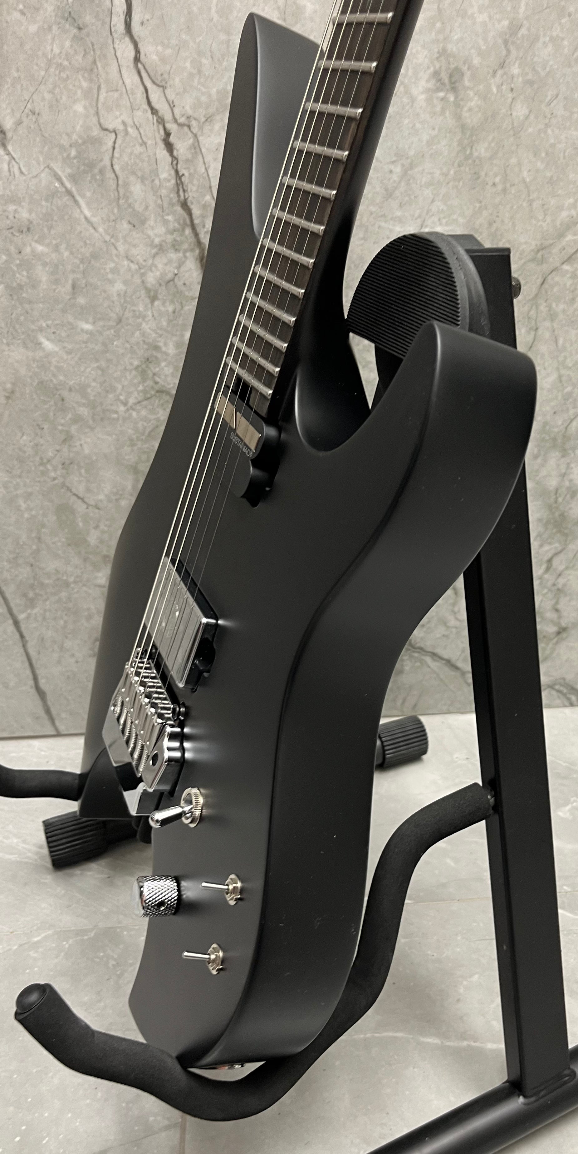 Schecter Synyster Gates Custom 6 TR S W/ SUSTAINIAC Headless Electric Guitar, Satin Black 2115-SHC