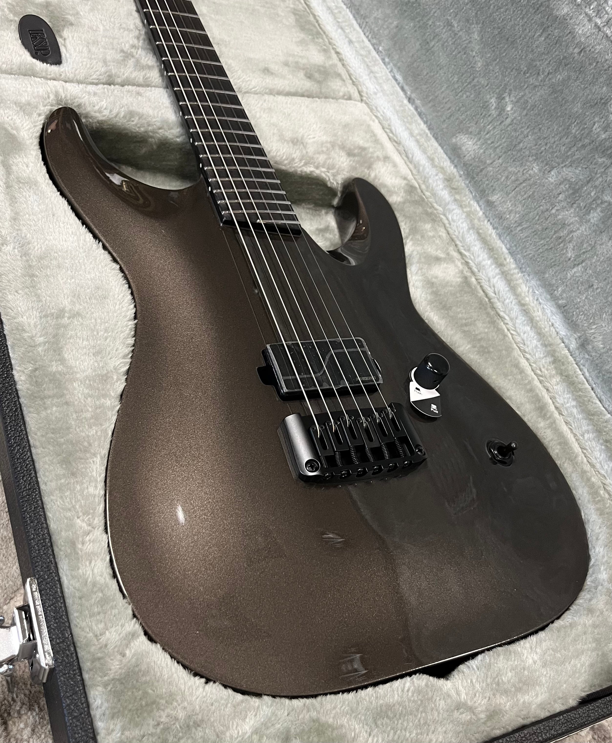 ESP LTD Mick Thomson MT-1 Signature Electric Guitar INCLUDES ESP HARDSHELL CASE - Obsidian Metallic LMTIOBSM