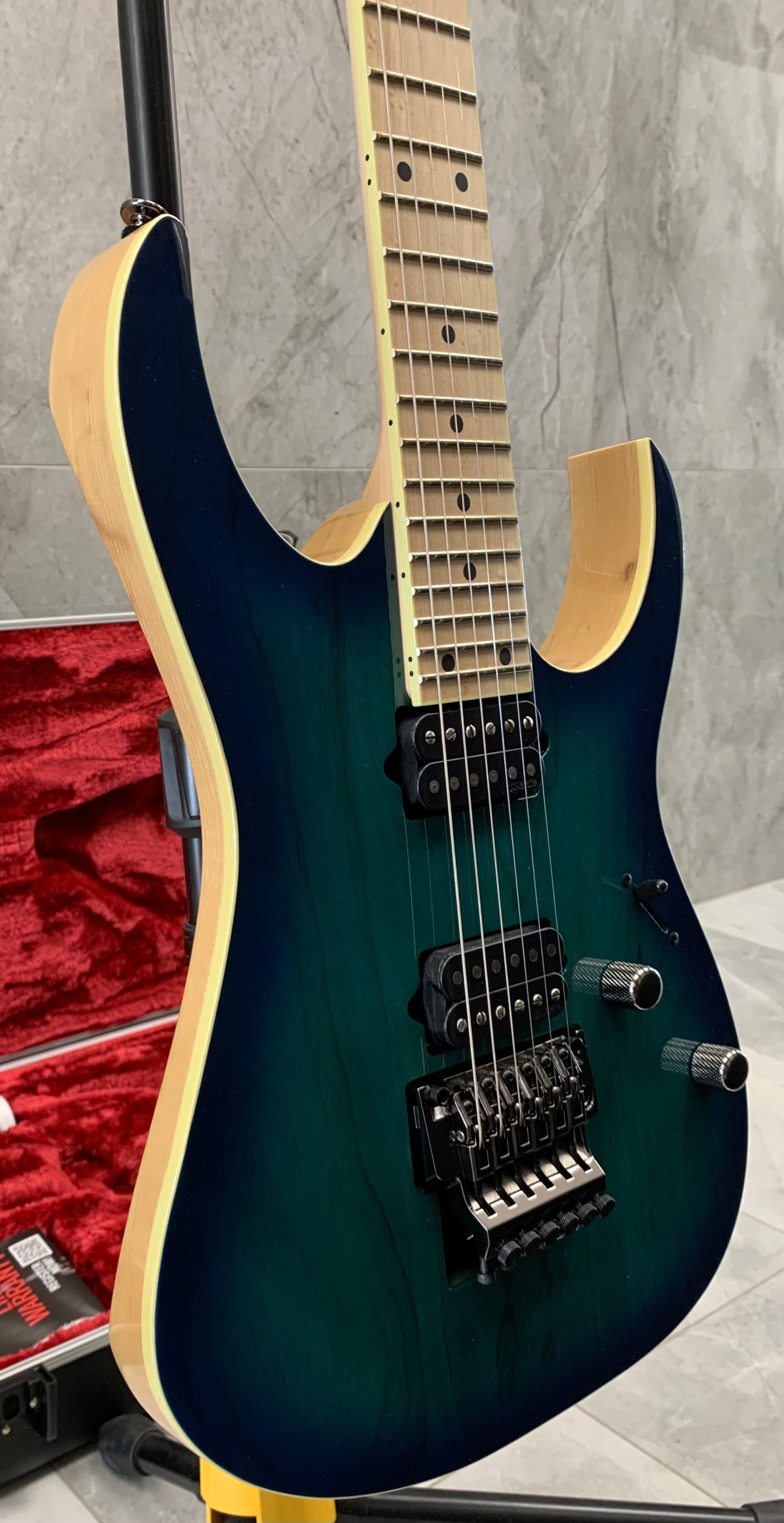 Ibanez RG652AHM-NGB 希少アッシュボディ