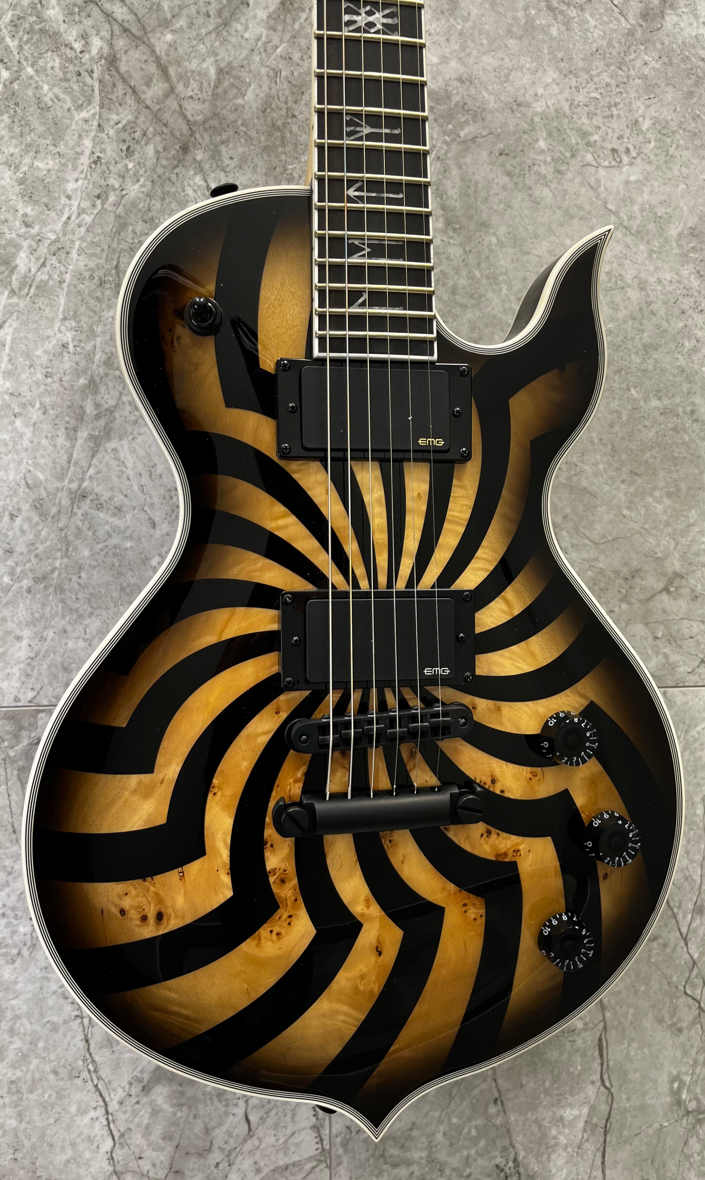 Wylde Audio Odin Grail Buzzsaw Charcoal Burst 4539-SHC SERIAL NUMBER WA26060094 - 9 LBS 2 OZ