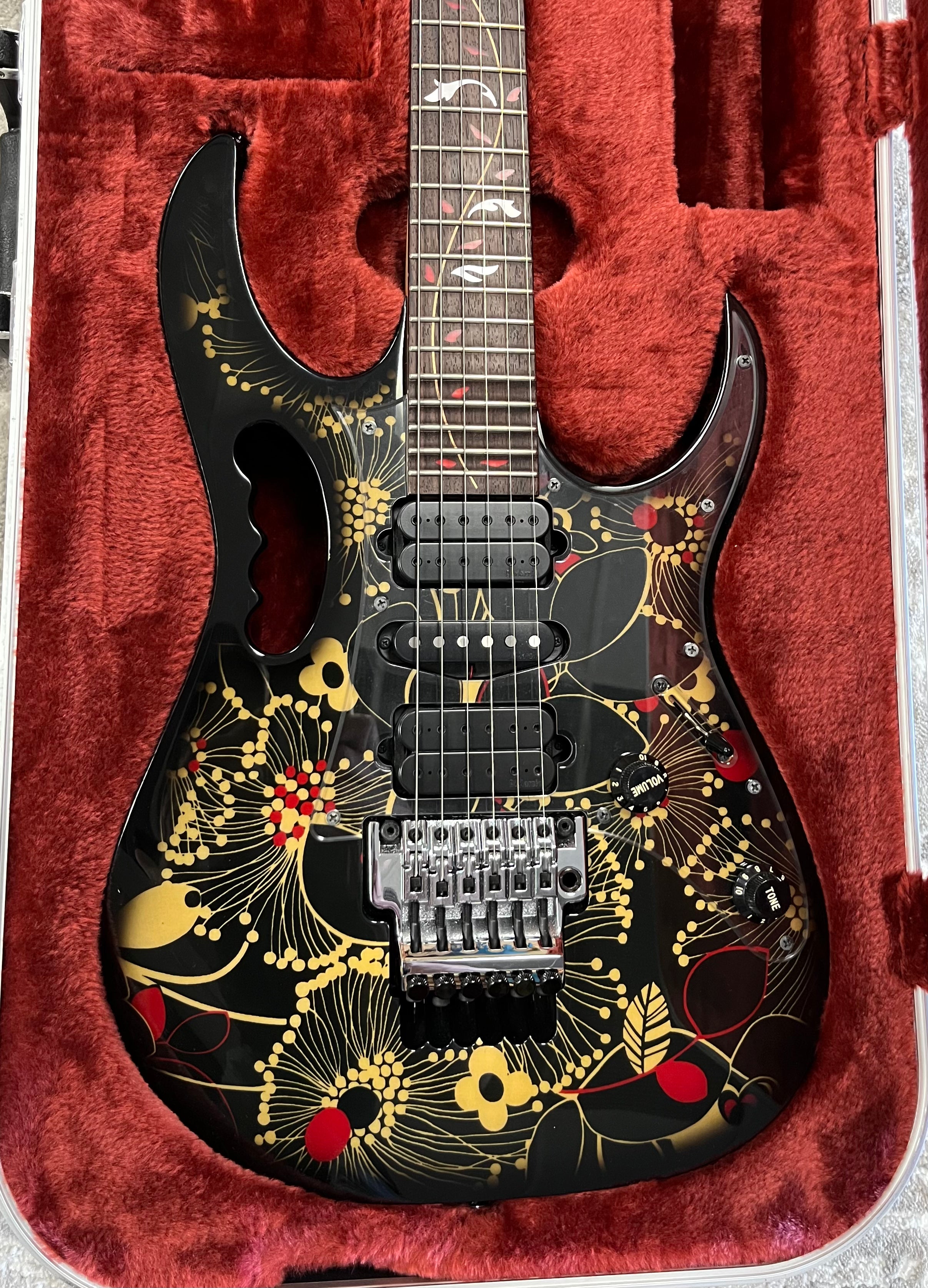 Ibanez MADE IN JAPAN JEM77 FP2 Black Floral Steve Vai Signature Guitar USED MINT CONDITION SERIAL NUMBER F1021923 - 7.2 LBS