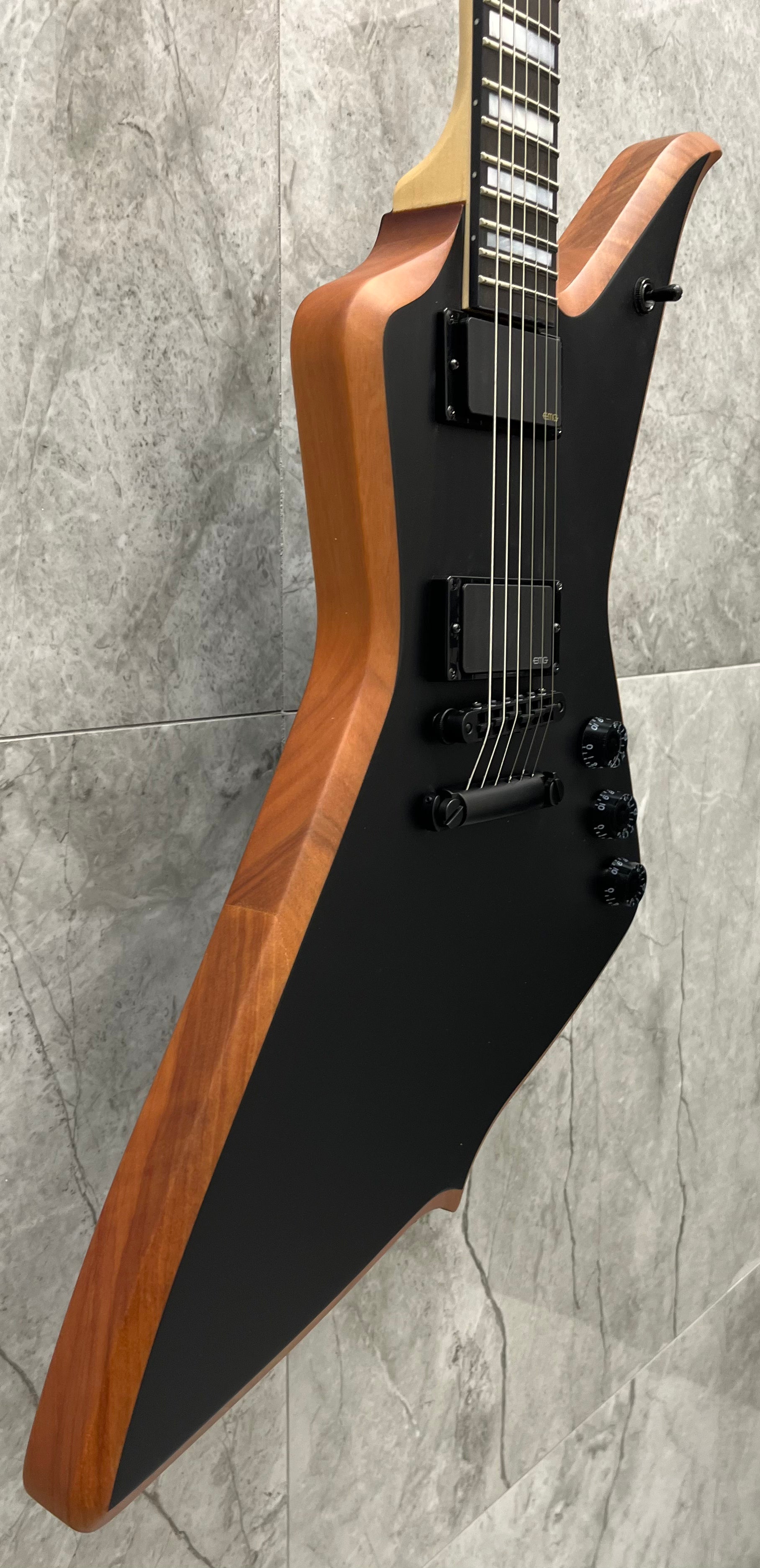 Wylde Audio BLOOD EAGLE - Mahogany Blackout Electric Guitar 4520-SHC SERIAL NUMBER WA24060030 - 9.0 LBS
