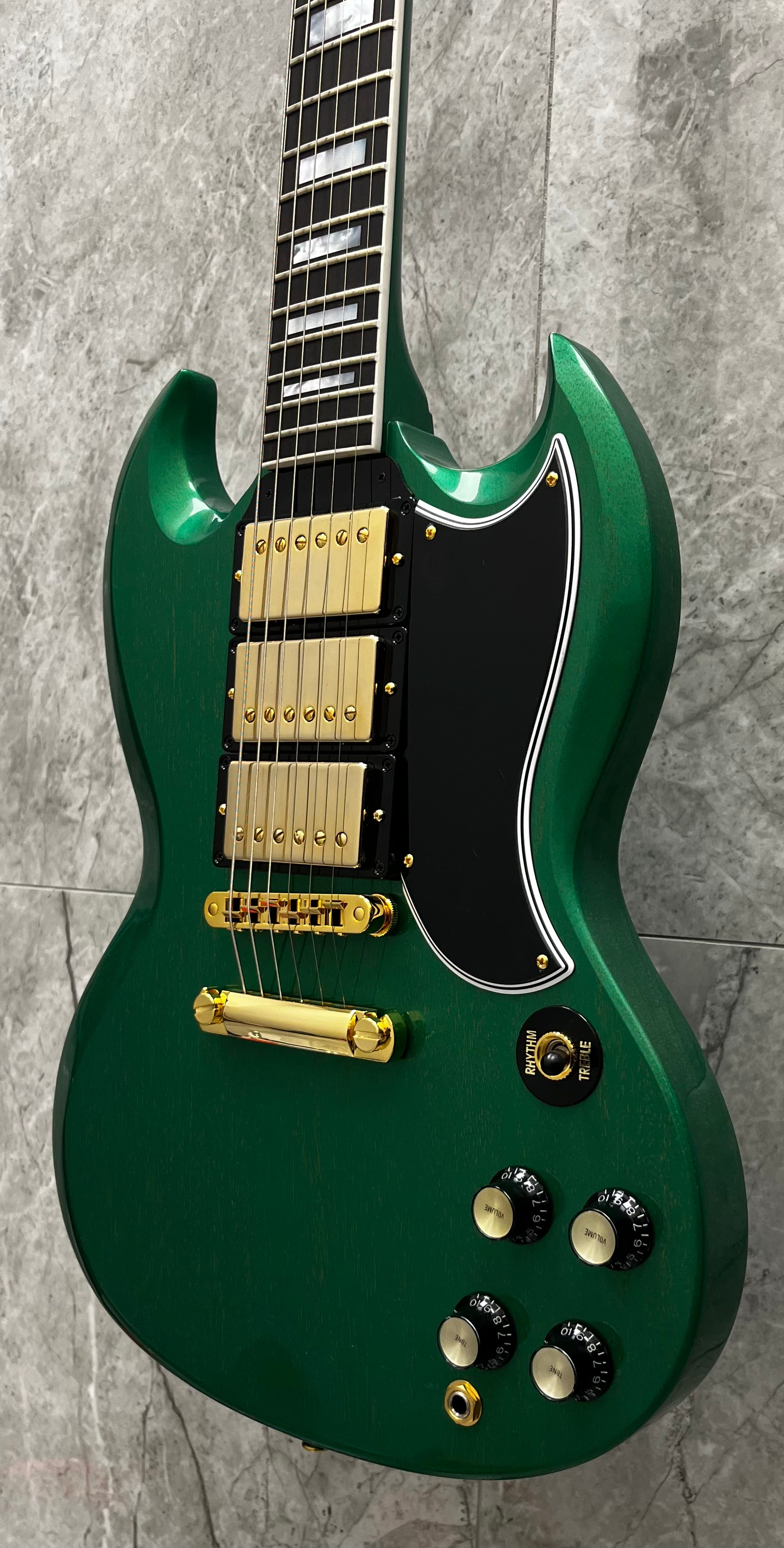 Gibson Custom Shop SG Custom 3-Pickup VOS Electric Guitar with Hardshell Case - TV Planet Green CUS24327 SERIAL NUMBER CS502819 - 7 LBS 6 OZ