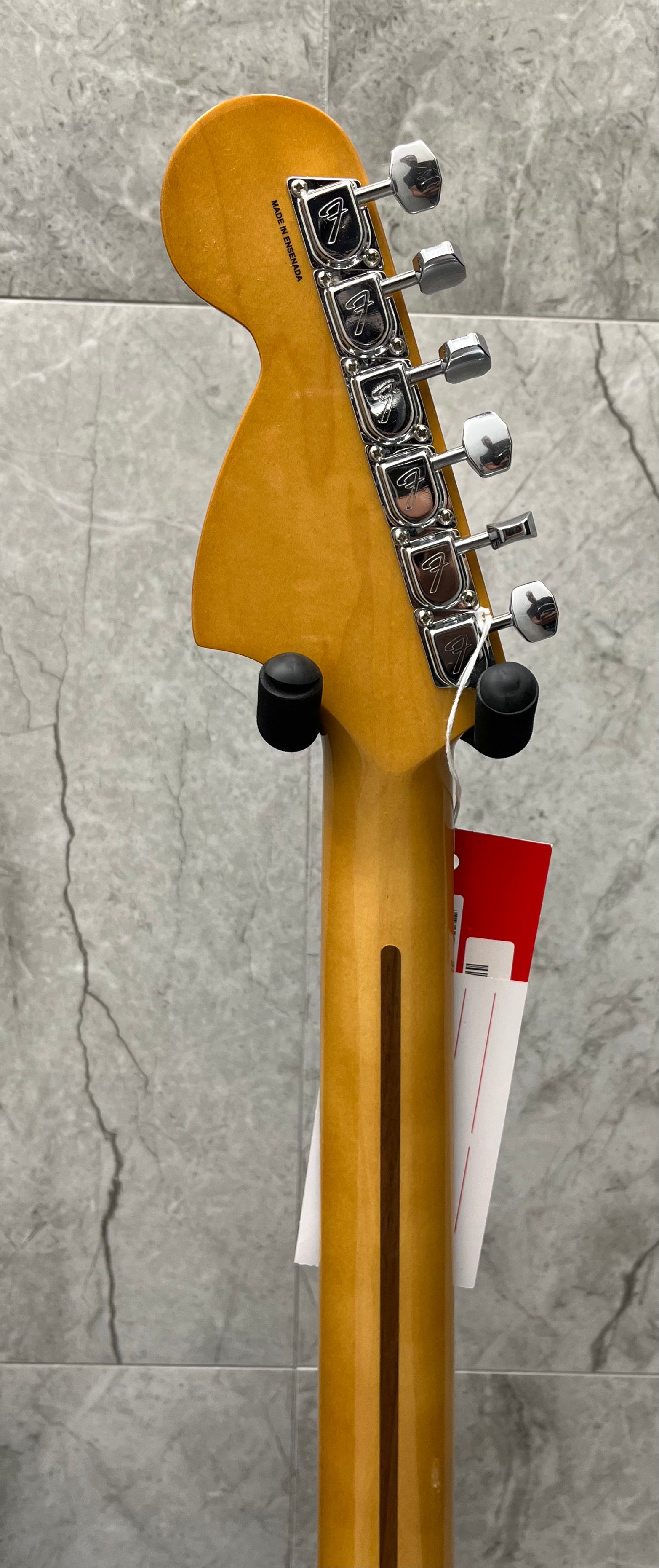 Fender 70th Anniversary Antigua Stratocaster Rosewood Fingerboard, Antigua 0147030888 SERIAL NUMBER SM242276 - 7.0 LBS
