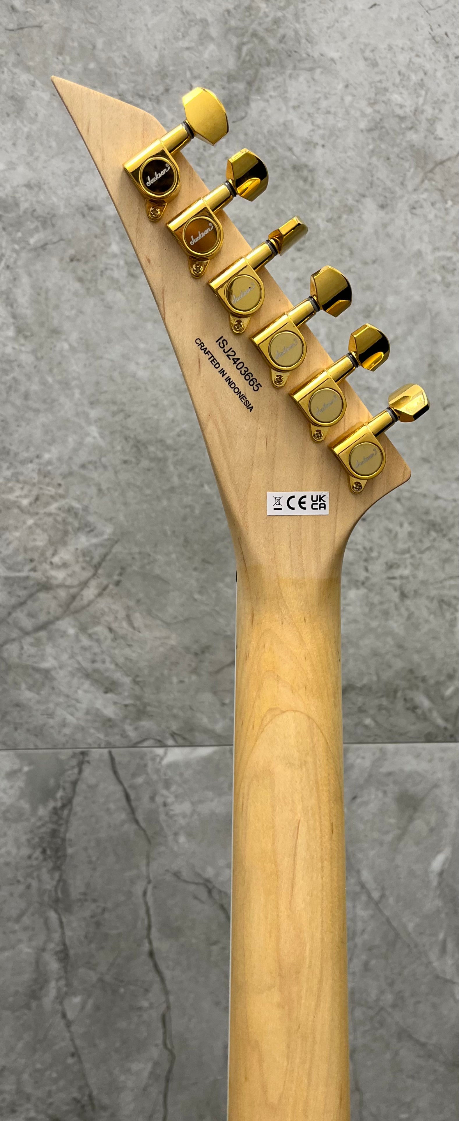 Jackson Pro Rhoads RRT-5 Ebony Fingerboard, Gloss Black 2914331503 SERIAL NUMBER ISJ2403665 - 6.6 LBS