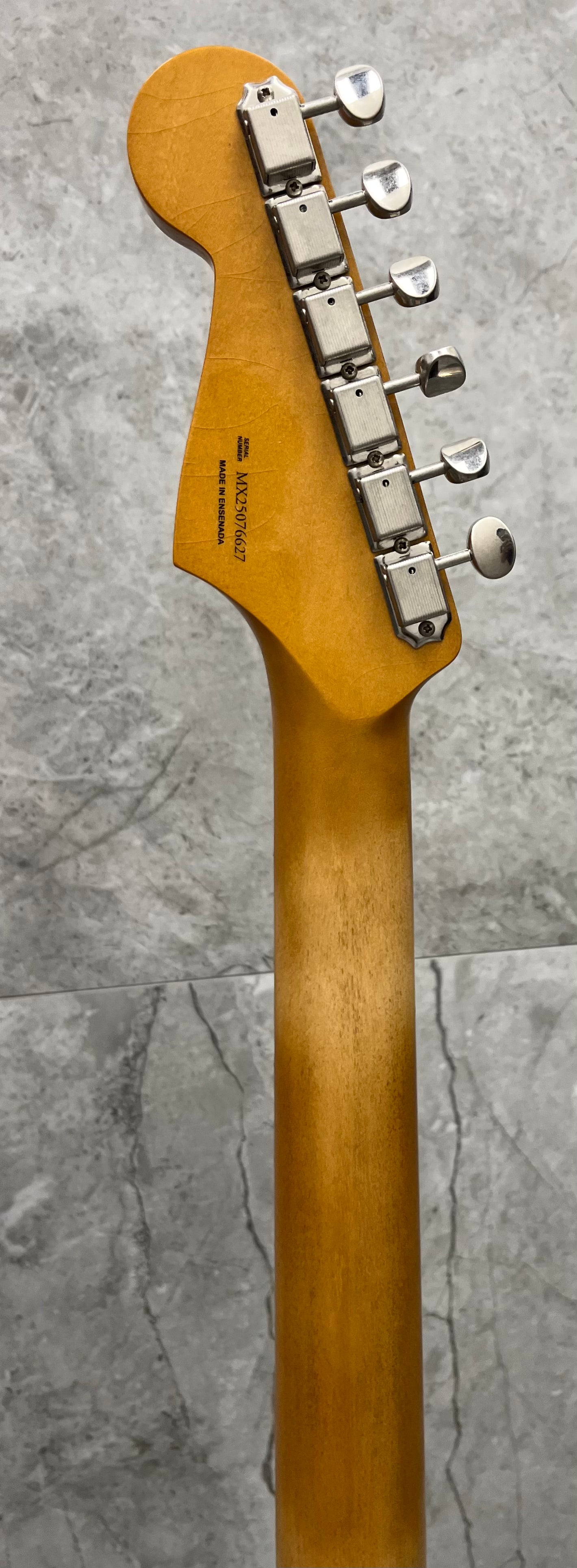 Fender Limited Edition Vintera  II Road Worn 60s Stratocaster Maple Fingerboard, Black 0148082306 SERIAL NUMBER MX25076627 - 7 LBS 1 OZ