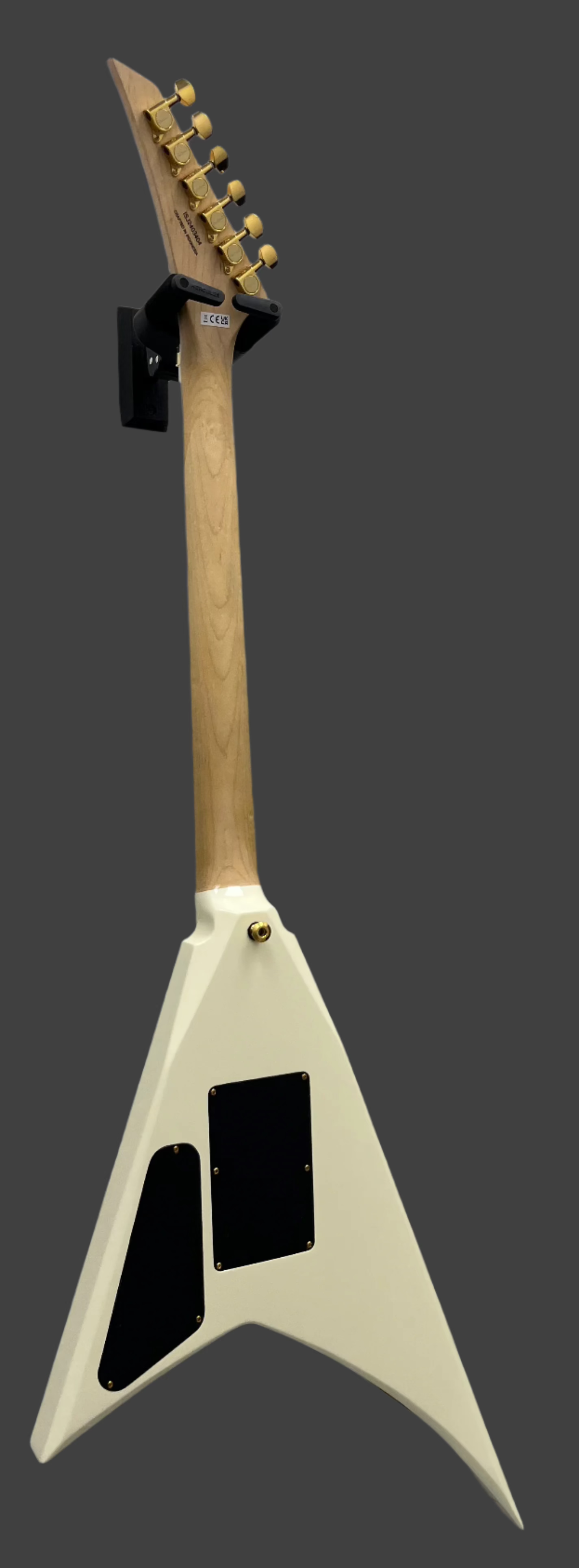 Jackson Pro Rhoads RR3 Ebony Fingerboard Ivory with Black Pinstripes 2914312557 SERIAL NUMBER ISJ2403404 - 6.8 LBS