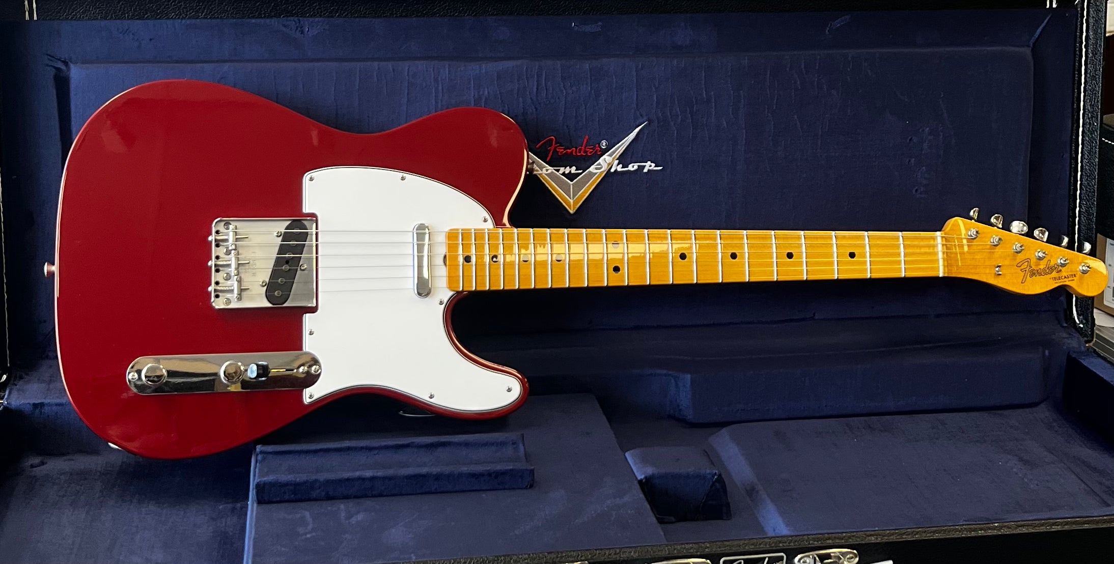 FENDER USA CUSTOM SHOP 1966 Telecaster DELUXE Closet Classic Cimarron Red 9235700219 SERIAL NUMBER CZ591142 - 7 LBS 10 OZ