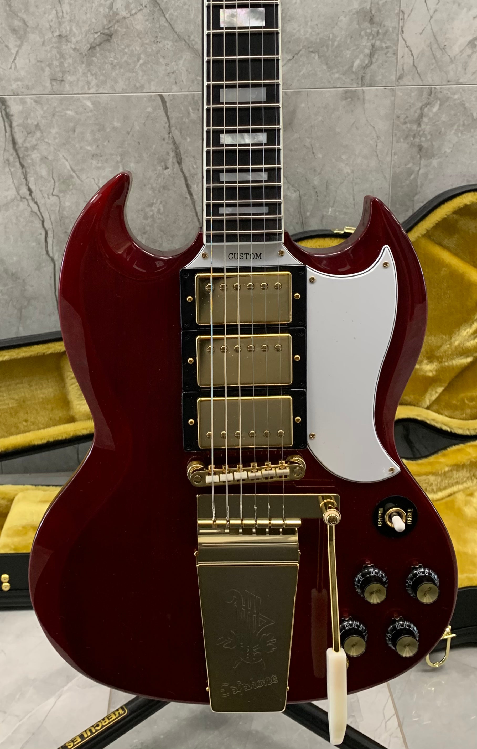 Epiphone Limited Epiphone Joe Bonamassa 1963 SG Custom in Dark Wine Red EIGJB63SGCWRGH