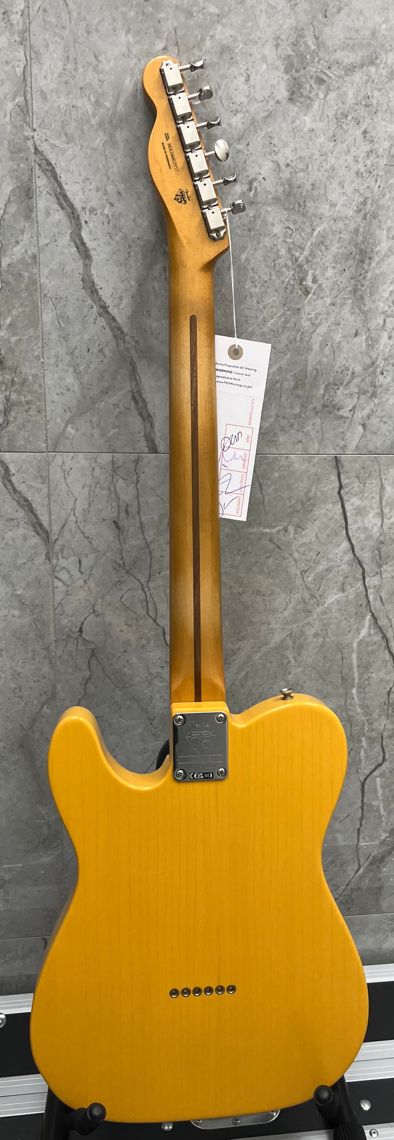 Fender 75th Anniversary Vintera Road Worn 1951 Telecaster Maple Fingerboard Butterscotch Blonde 0140122750 SERIAL NUMBER MX26002957 - 7 LBS 13 OZ