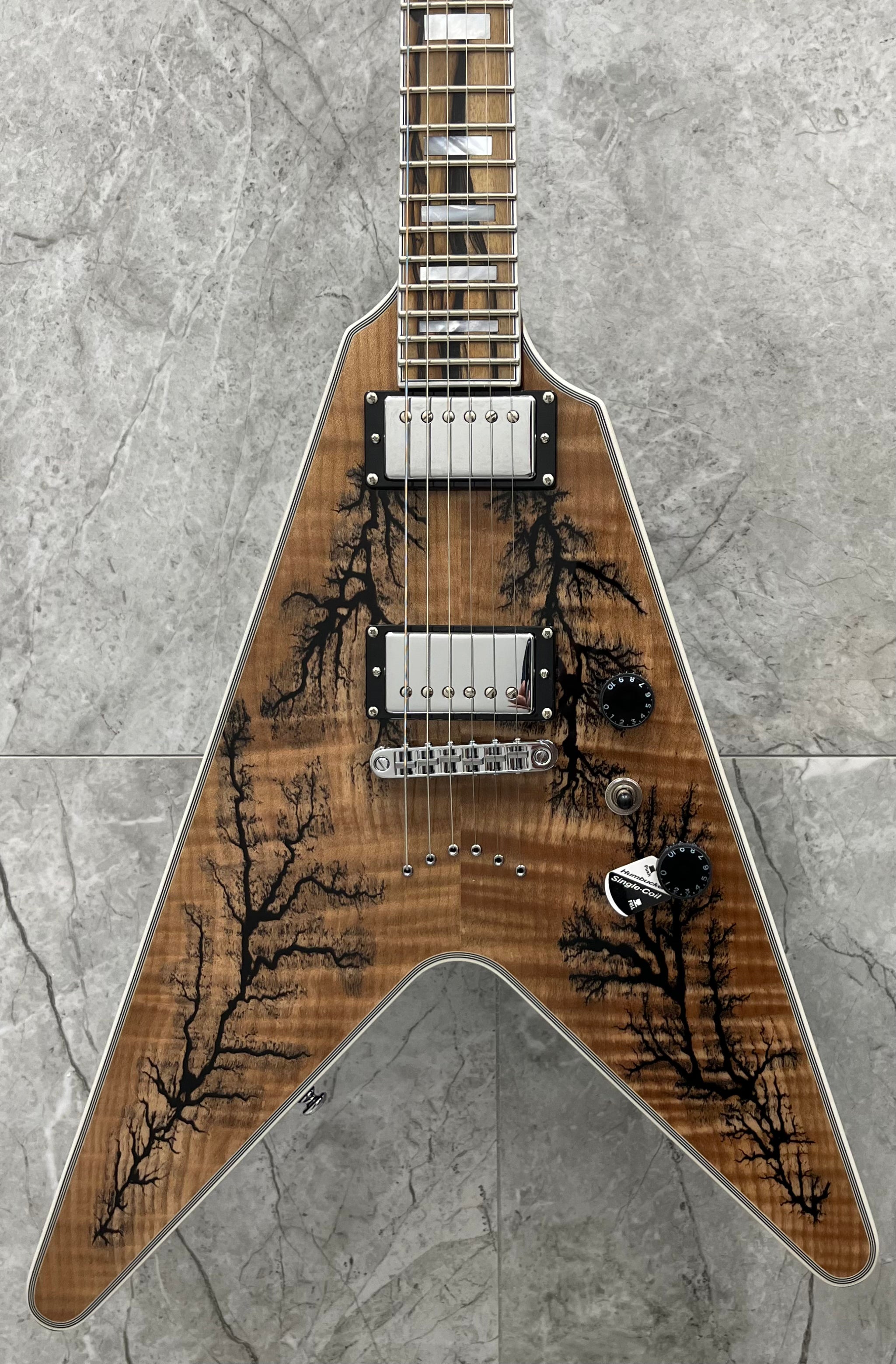 Schecter V-1 Electro-Resin Gloss Natural 604-SHC SERIAL NUMBER W241105
