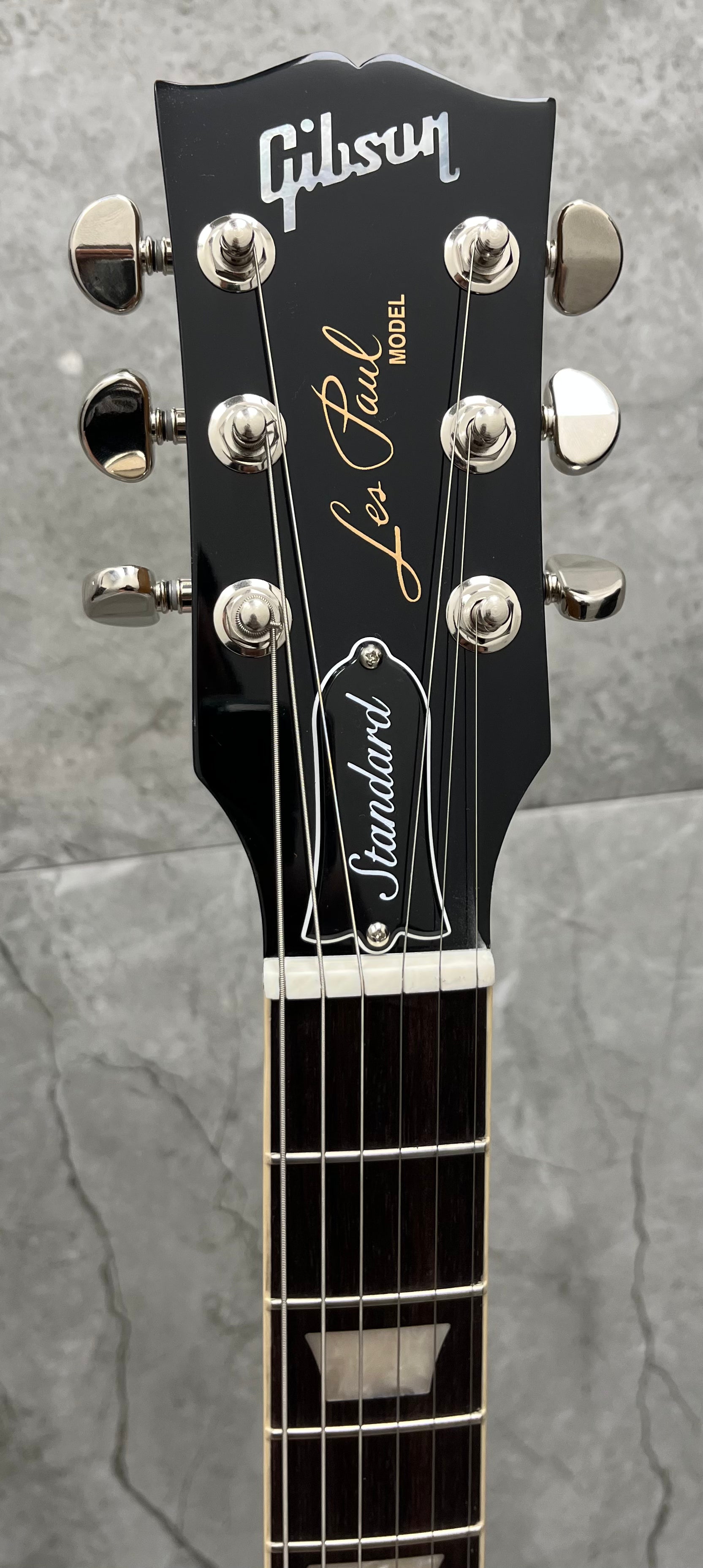Gibson USA Les Paul Standard 60s Figured Flame Top - Honey Amber LPS600HYNH SERIAL NUMBER 202750273 - 9.6 LBS