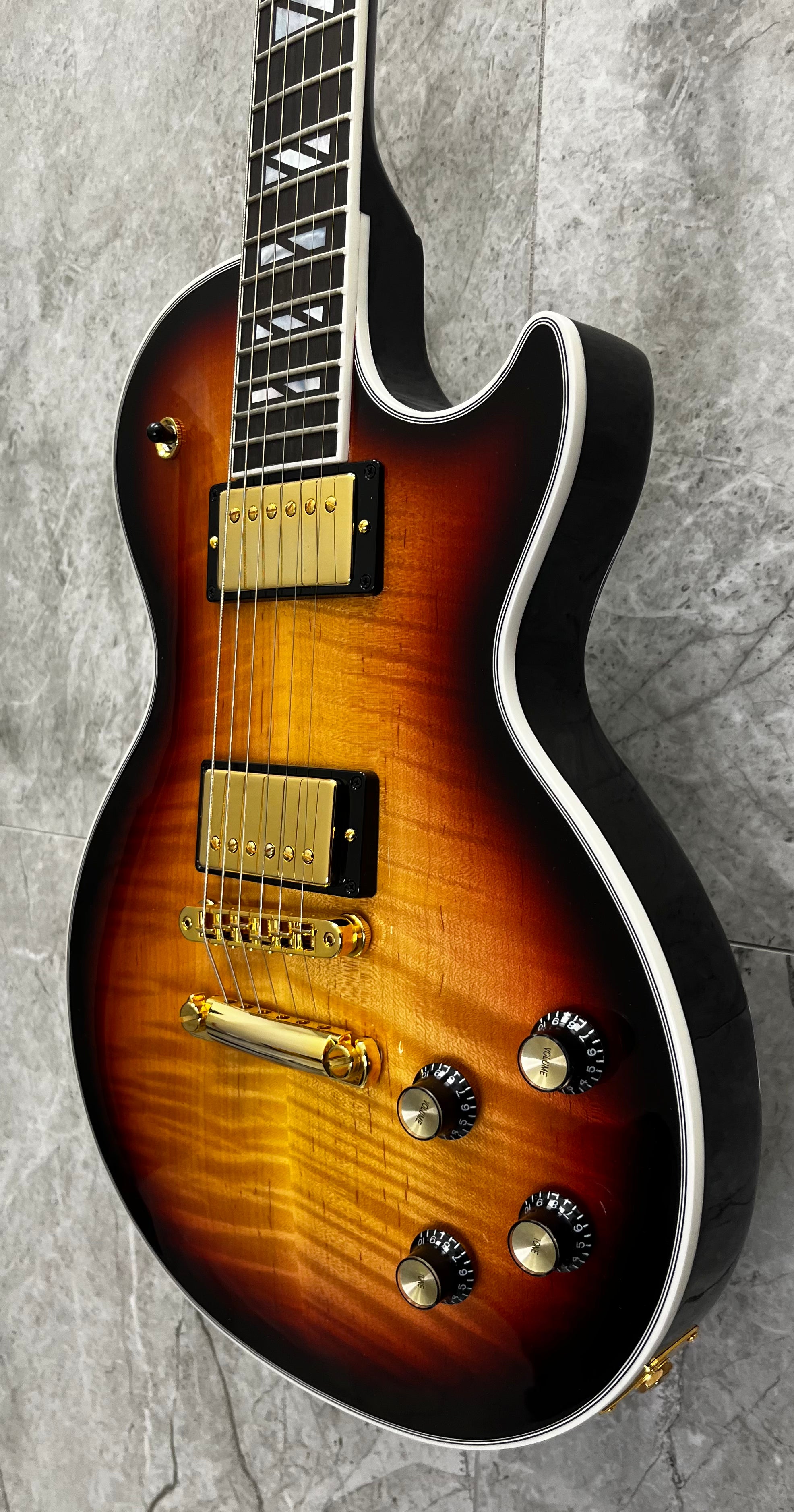 Gibson USA Les Paul Supreme - Fireburst LPSU00FIGH SERIAL NUMBER 205240326 - 7 LBS 14 OZ