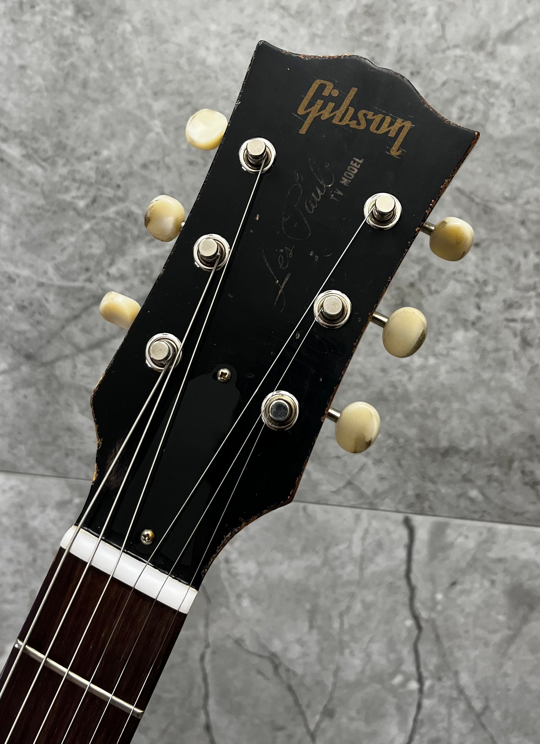 Gibson Custom Shop Murphy Lab 1957 Les Paul Junior Single Cut TV Yellow Heavy Aged - TV Yellow LPJRSC57HATVNH SERIAL NUMBER 741278 - 7 LBS 9 OZ