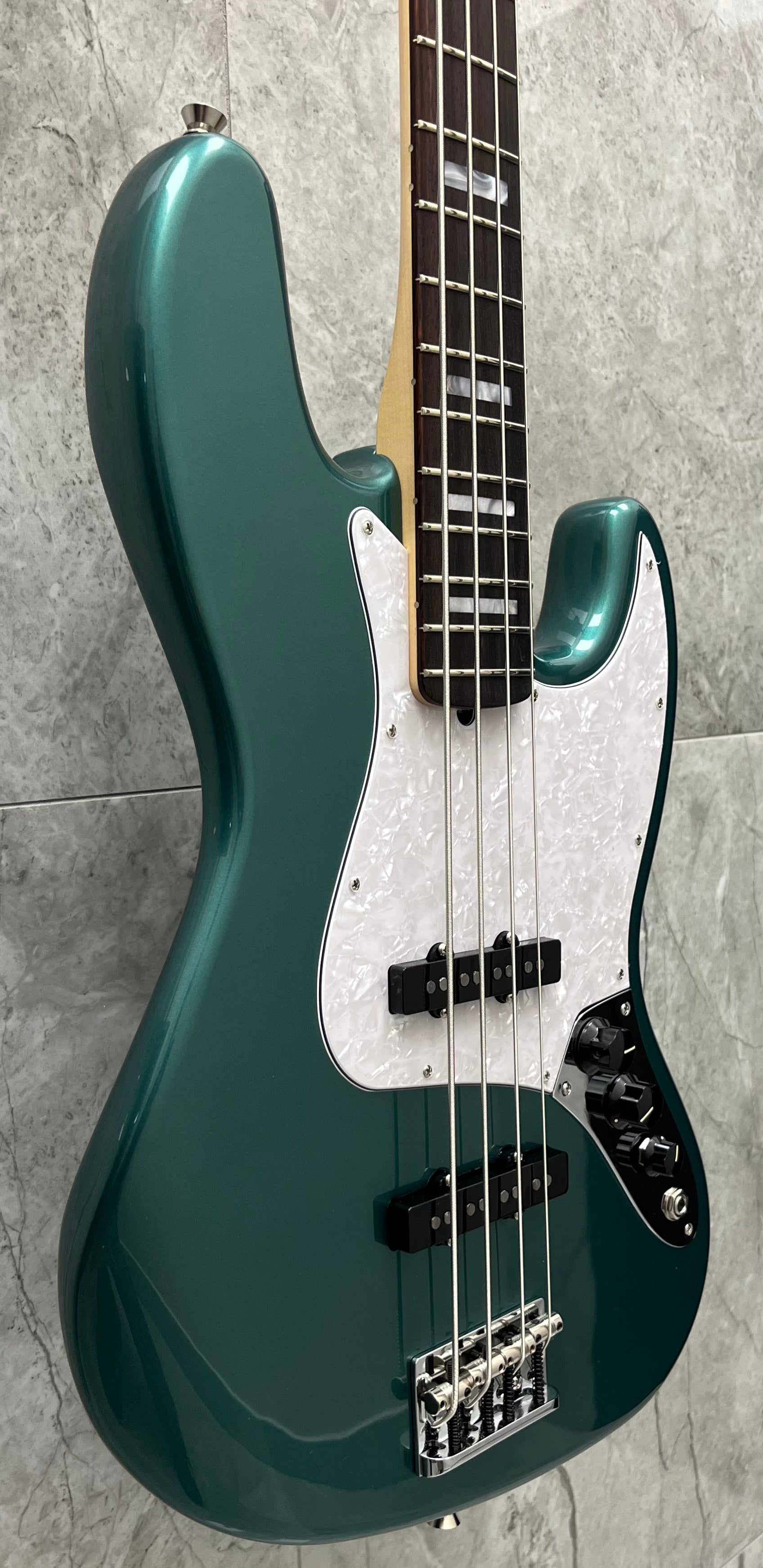 Fender USA Adam Clayton Jazz Bass, Rosewood Fingerboard, Sherwood Green Metallic 0190090846 SERIAL NUMBER US24042707 - 9.0 LBS
