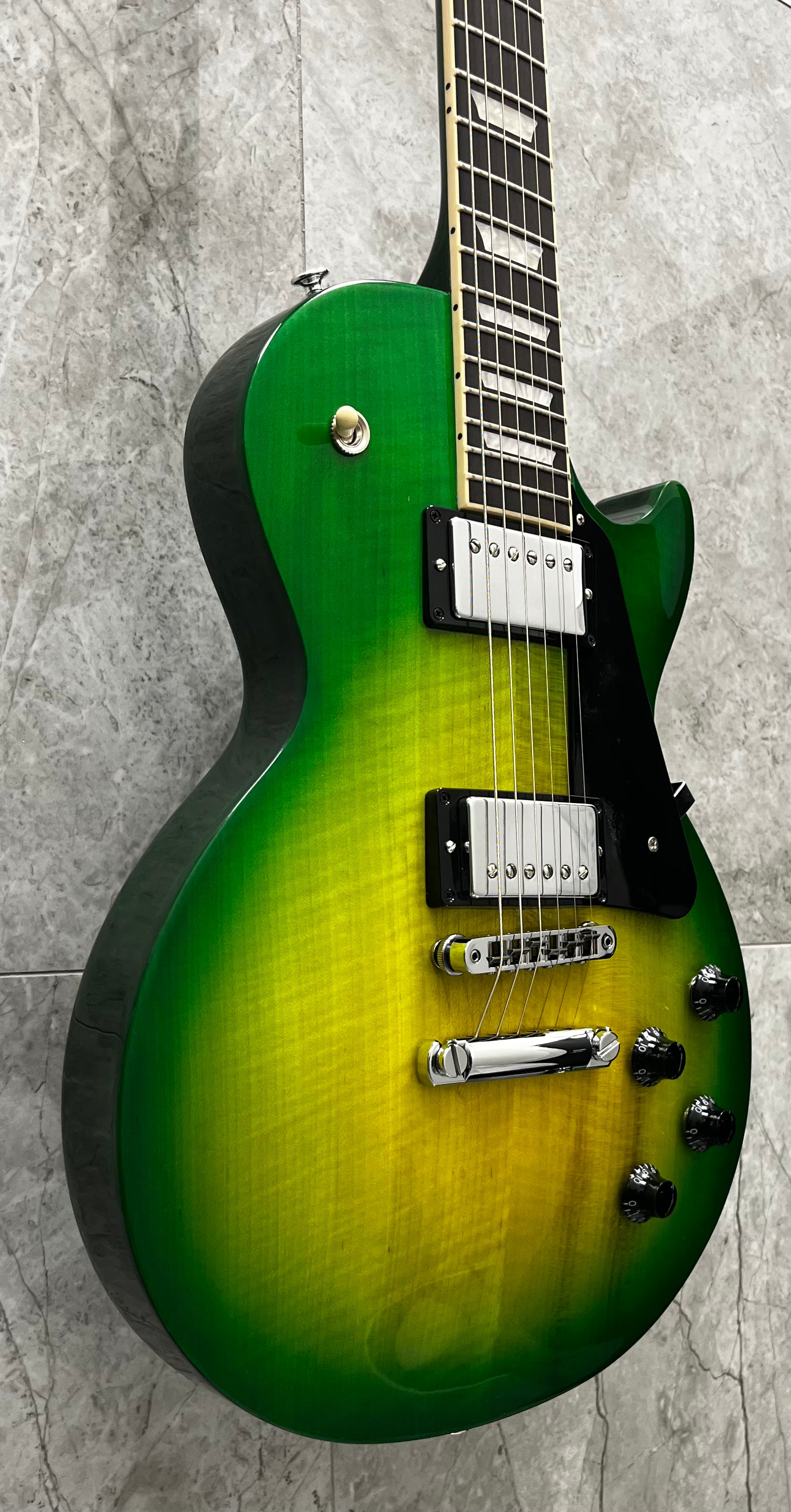 Gibson USA Les Paul Studio Session LPSTAA01IUCH Iguana Burst SERIAL NUMBER 235750099 - 8.0 LBS
