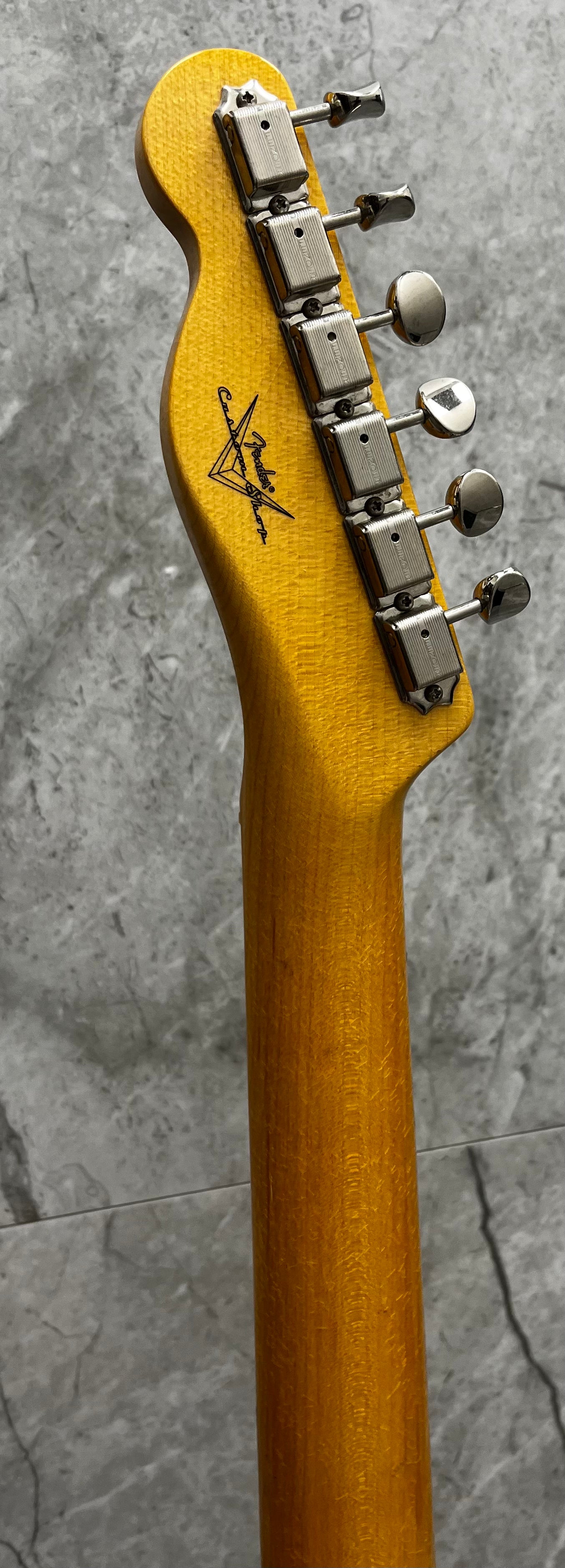 FENDER USA CUSTOM SHOP 1966 Telecaster DELUXE Closet Classic Cimarron Red 9235700219 SERIAL NUMBER CZ591142 - 7 LBS 10 OZ