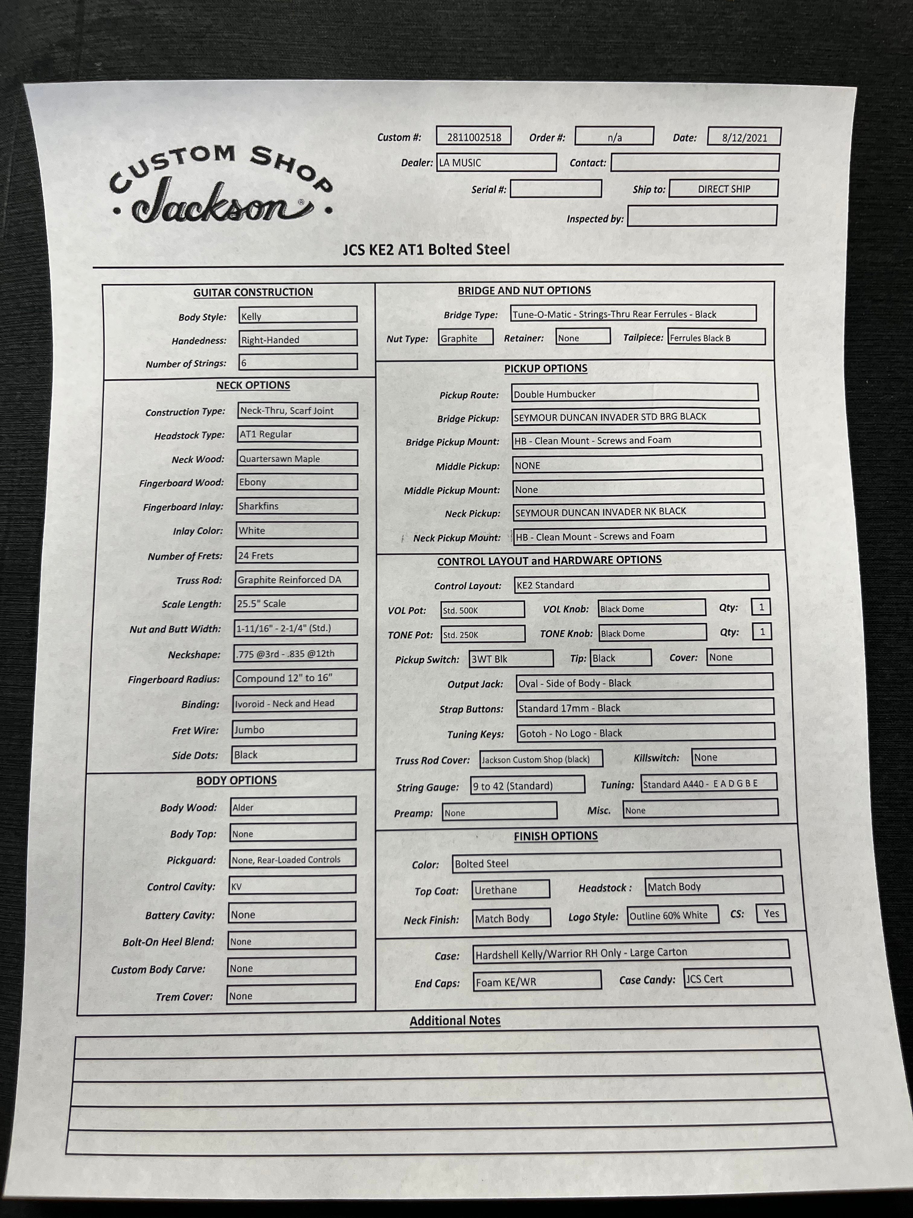 JACKSON USA CUSTOM SHOP KELLY KE2 AT1 - BOLTED STEEL HAND AIRBRUSHED BY THE JACKSON ARTIST 2811002518 SERIAL NUMBER J11371 - 7 LBS 14 OZ