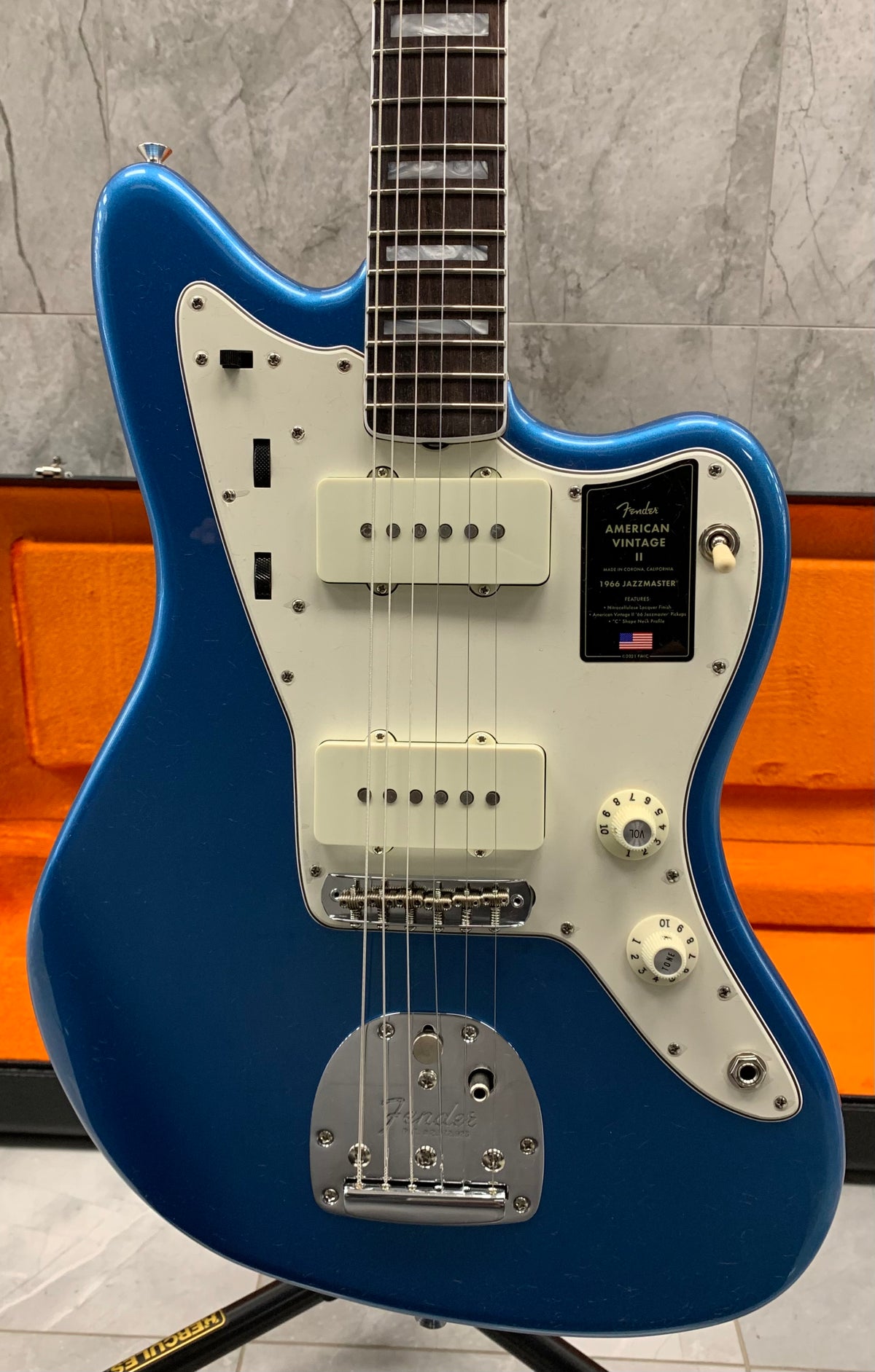 Lake placid blue jazzmaster deals