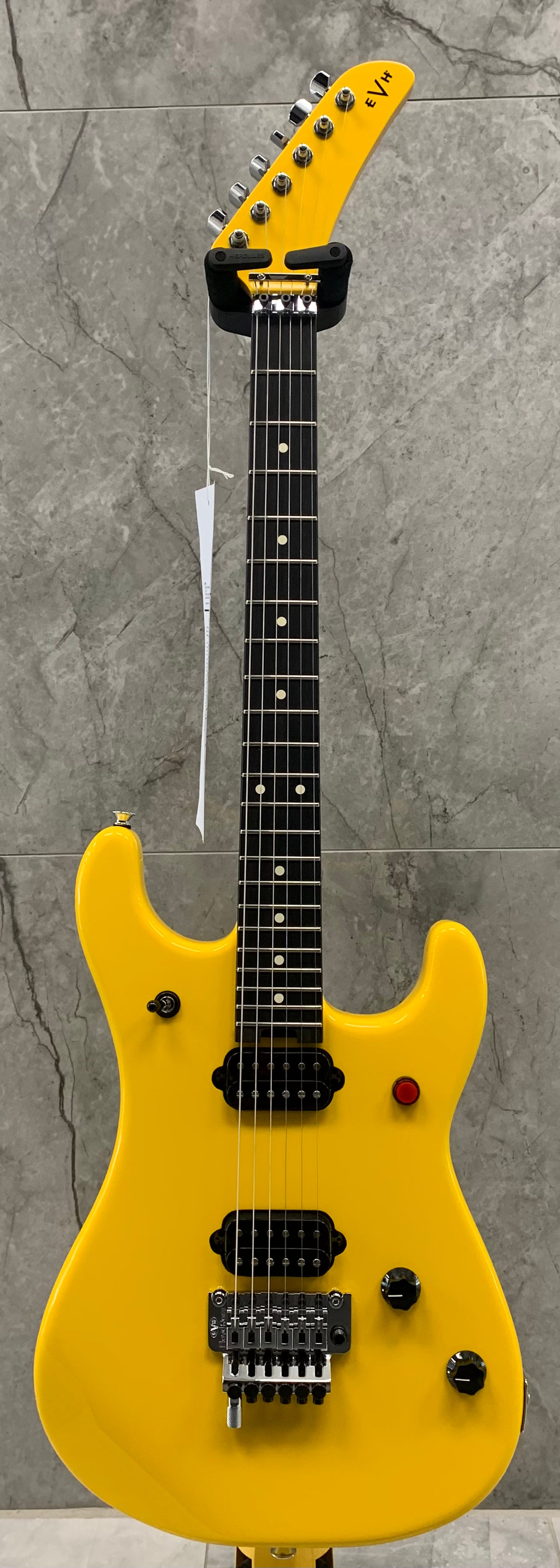 EVH 5150 Series Standard Ebony Fingerboard EVH Yellow 5108001504