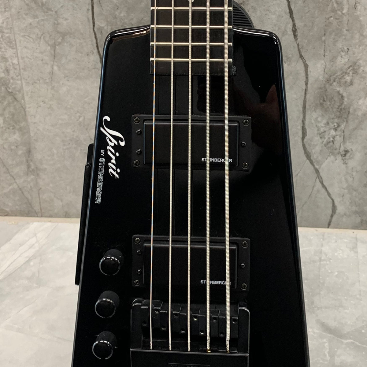 Steinberger Spirit XT-25 5 String Bass with Gig Bag Left Handed Steinberger Spirit XT-25 5 String Bass with Gig Bag Left Handed