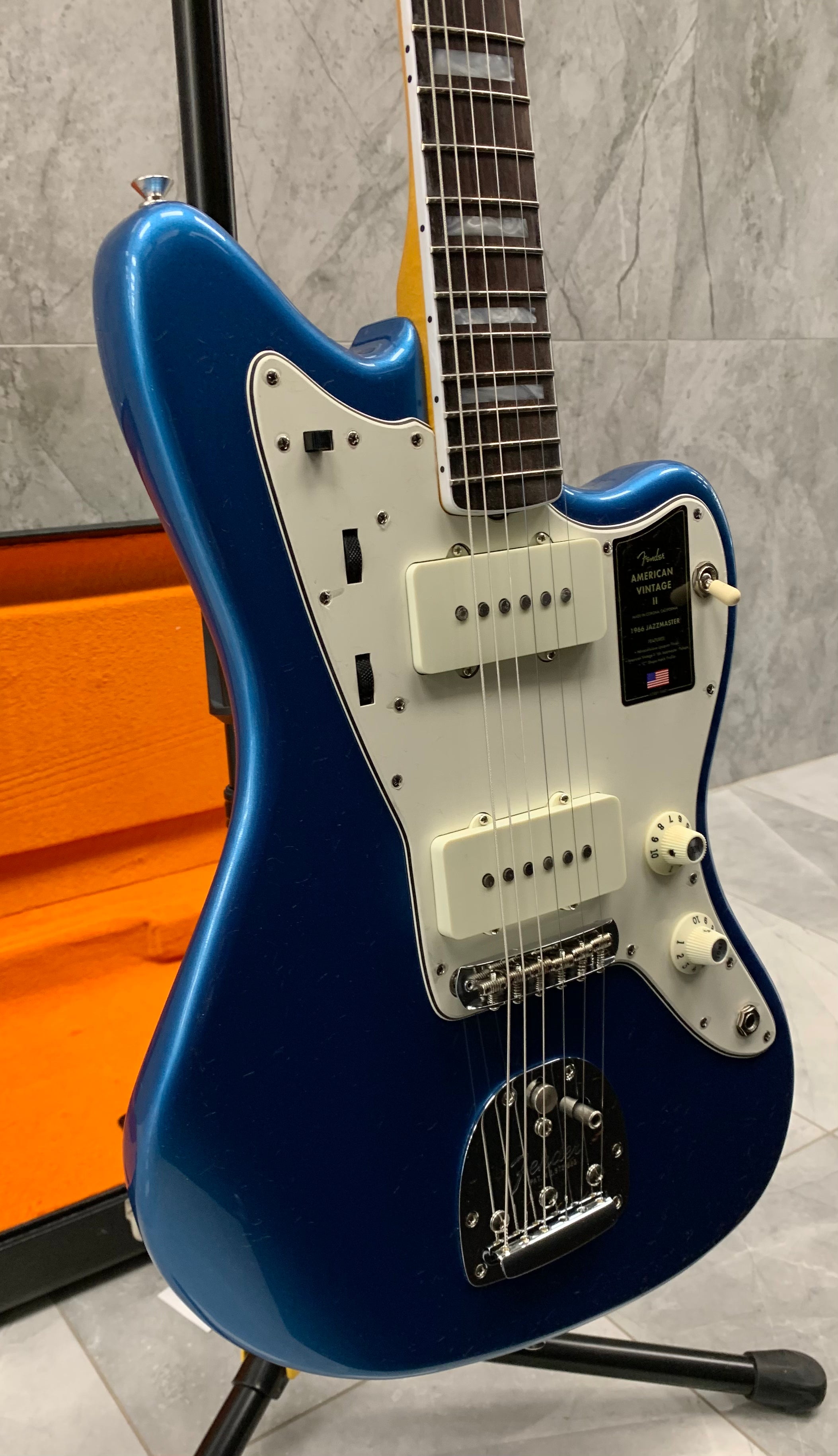 Fender American Vintage II 1966 Jazzmaster Rosewood Fingerboard, Lake Placid Blue 0110340802