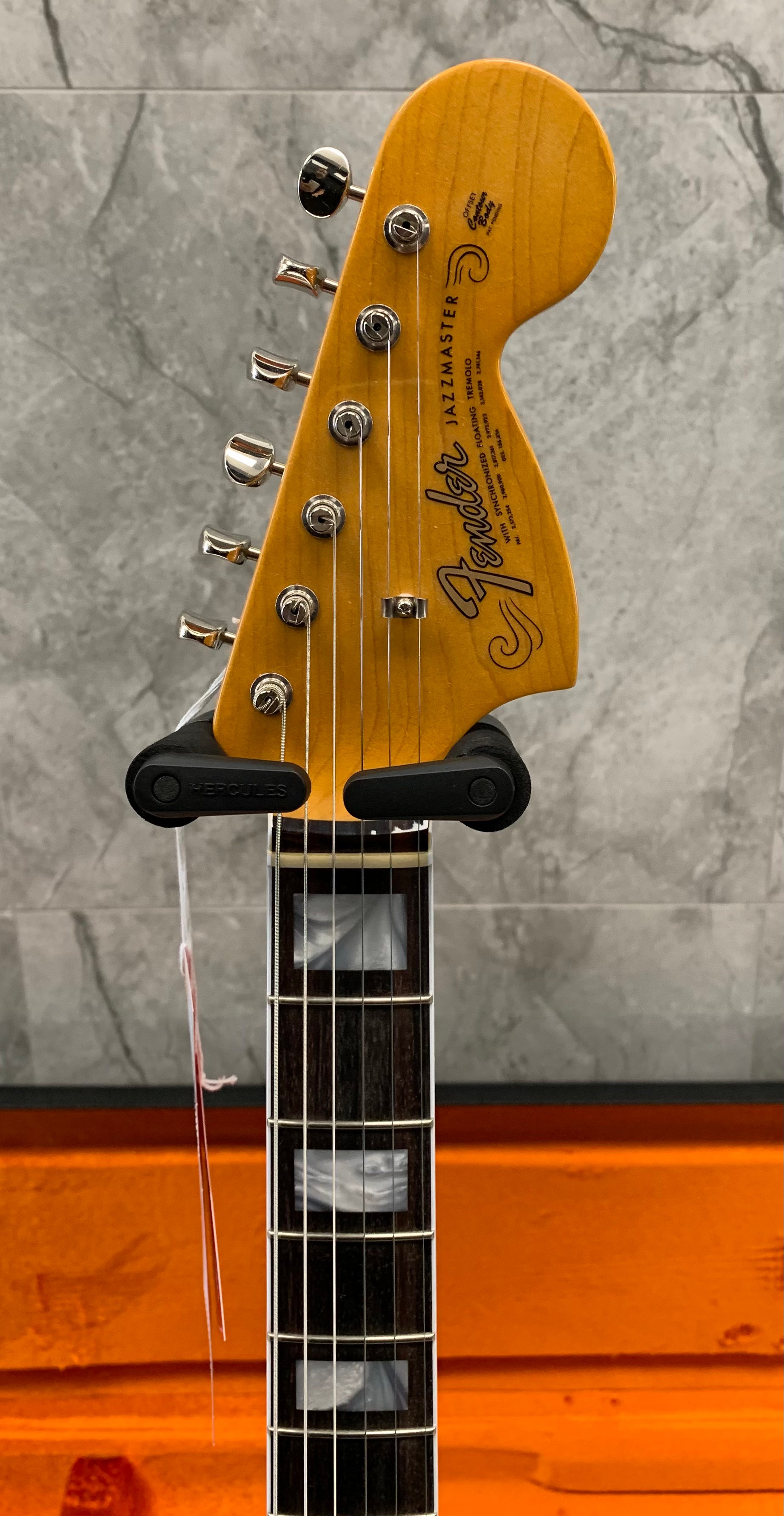 Fender American Vintage II 1966 Jazzmaster Rosewood Fingerboard, 3-Color Sunburst 0110340800