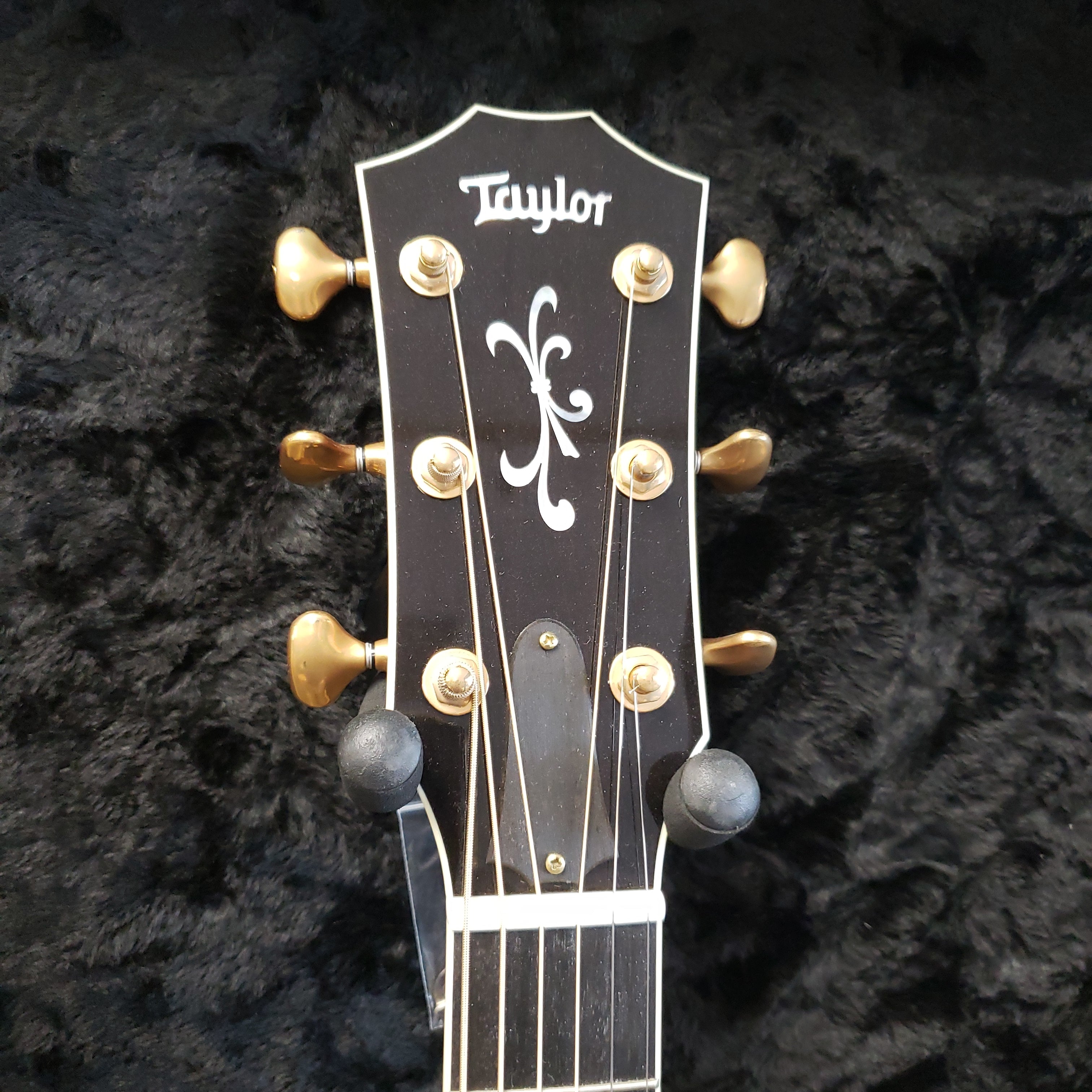 Taylor W16CE-LTD acoustic electric USED GOOD CONDITION