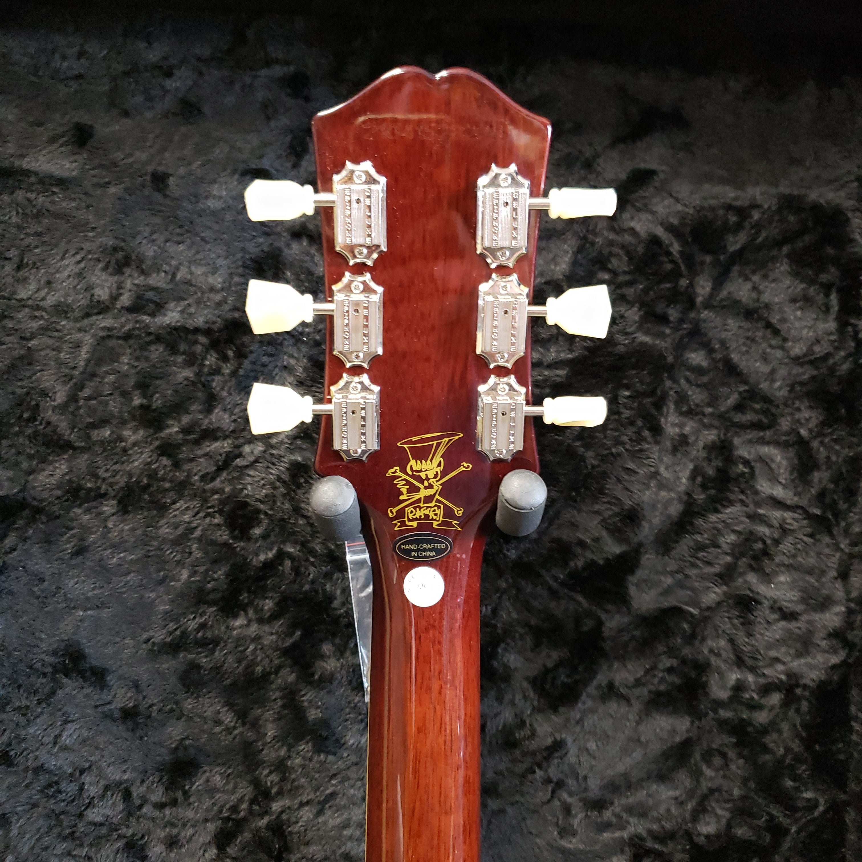 Epiphone Inspired by Gibson Slash Les Paul Anaconda Burst with Custom HardShell Case EILPSLASHABNH SERIAL NUMBER 21041528228 - 9.4 LBS