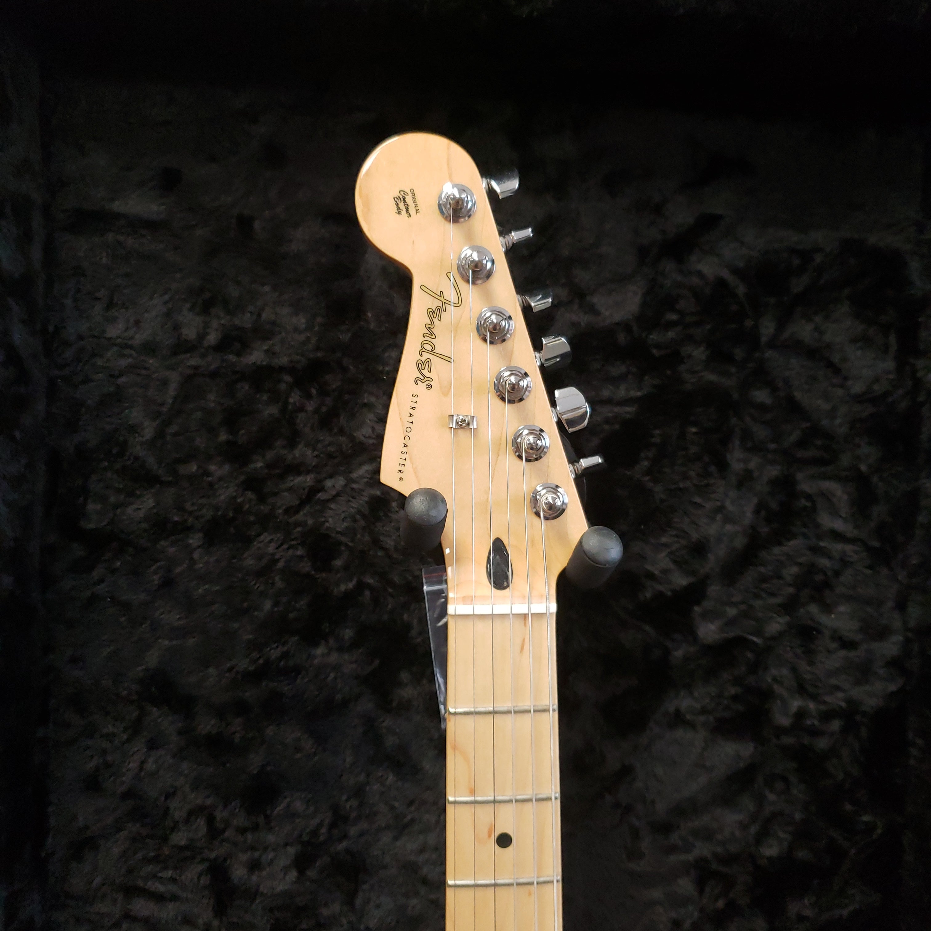 Fender Player Stratocaster Left Handed Capri Orange F-0144512582 FLOOR MODEL-SMALL DING SERIAL NUMBER MX20165012 - 7.6 LBS