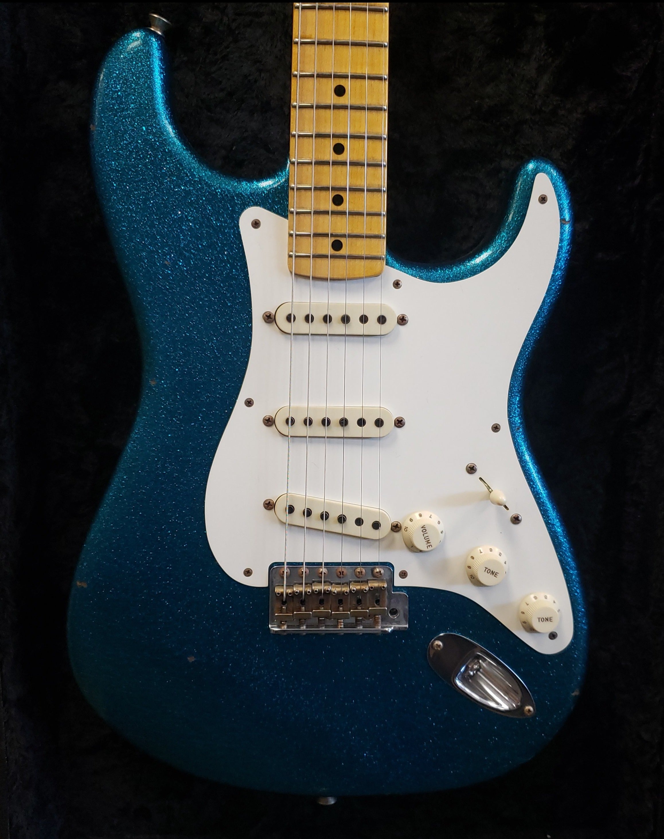 Fender Custom Shop 1957 Stratocaster Journeyman Relic Aged Blue Sparkle 9230010813 - Serial Number - R83429 - 7.4 LBS